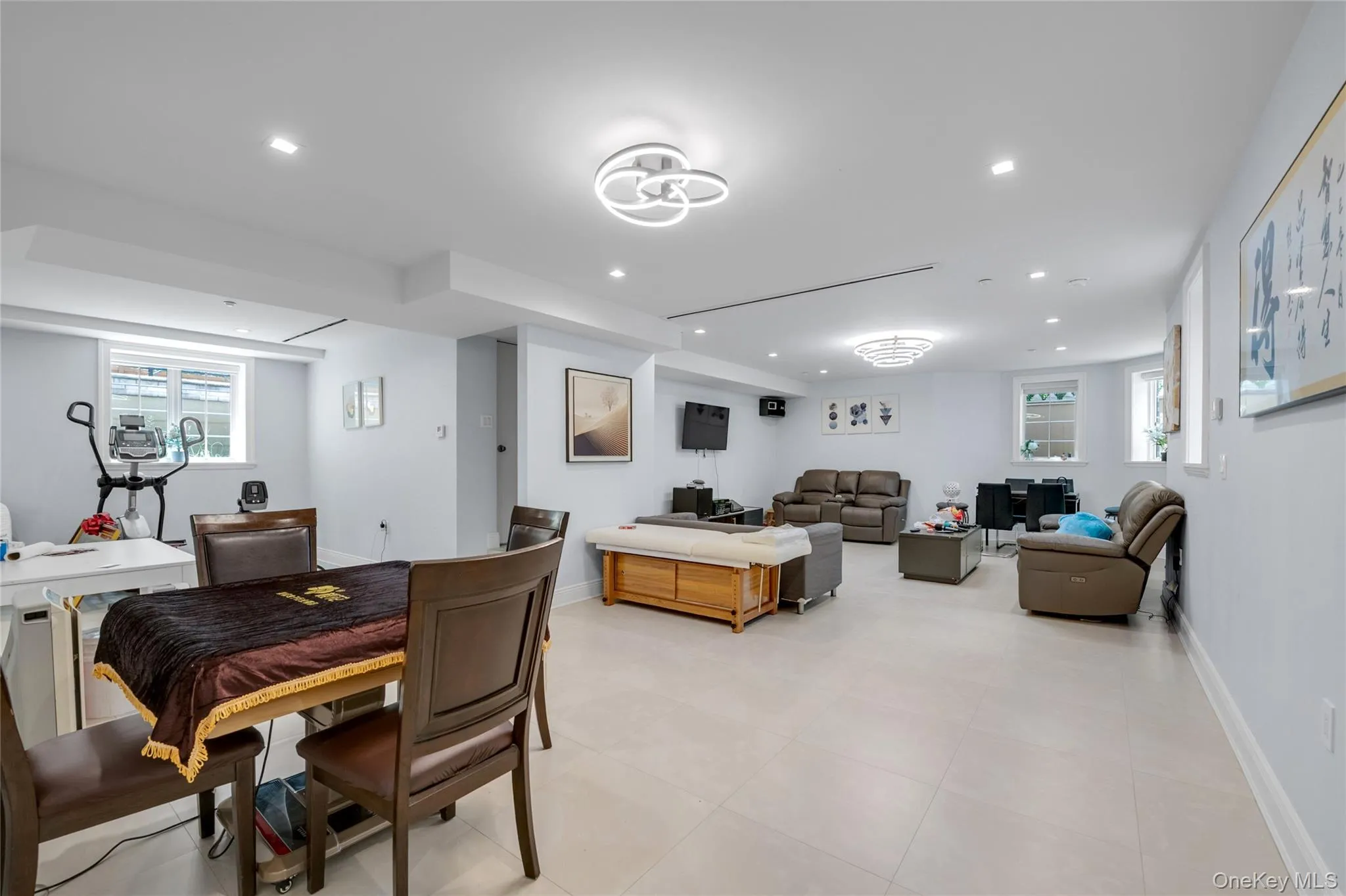 218-04 85th Avenue, New York, NY, 4 Bedrooms Bedrooms, 13 Rooms Rooms,4 BathroomsBathrooms,Residential,For Rent,85th,0,1041652 218-04 85th Avenue, New York, NY, 4 Bedrooms Bedrooms, 13 Rooms Rooms,4 BathroomsBathrooms,Residential,For Rent,85th,0,1041652