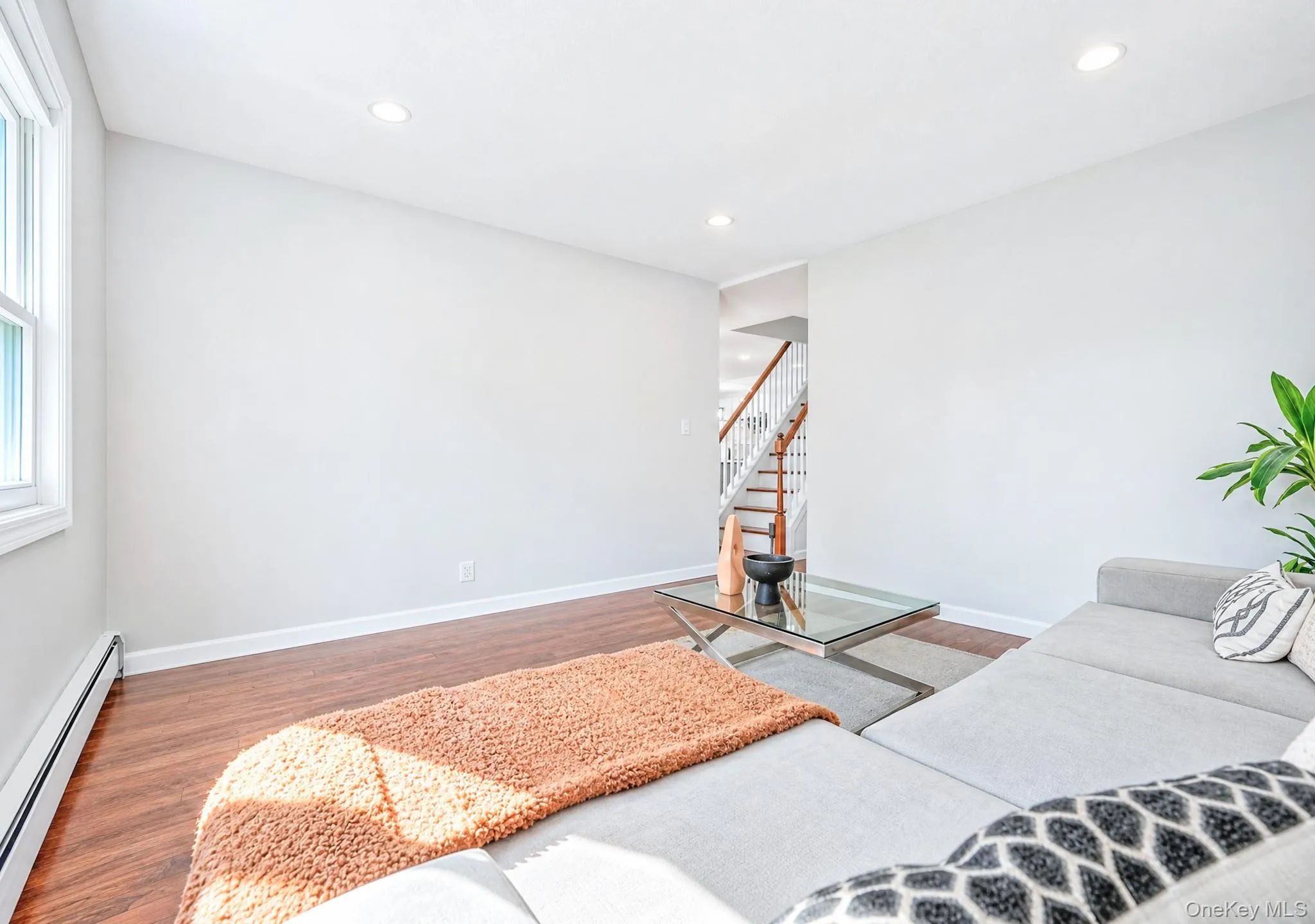 61 Cheshire Road, Oyster Bay, NY, 4 Bedrooms Bedrooms, 7 Rooms Rooms,3 BathroomsBathrooms,Residential,For Rent,Cheshire,0,1041655 61 Cheshire Road, Oyster Bay, NY, 4 Bedrooms Bedrooms, 7 Rooms Rooms,3 BathroomsBathrooms,Residential,For Rent,Cheshire,0,1041655