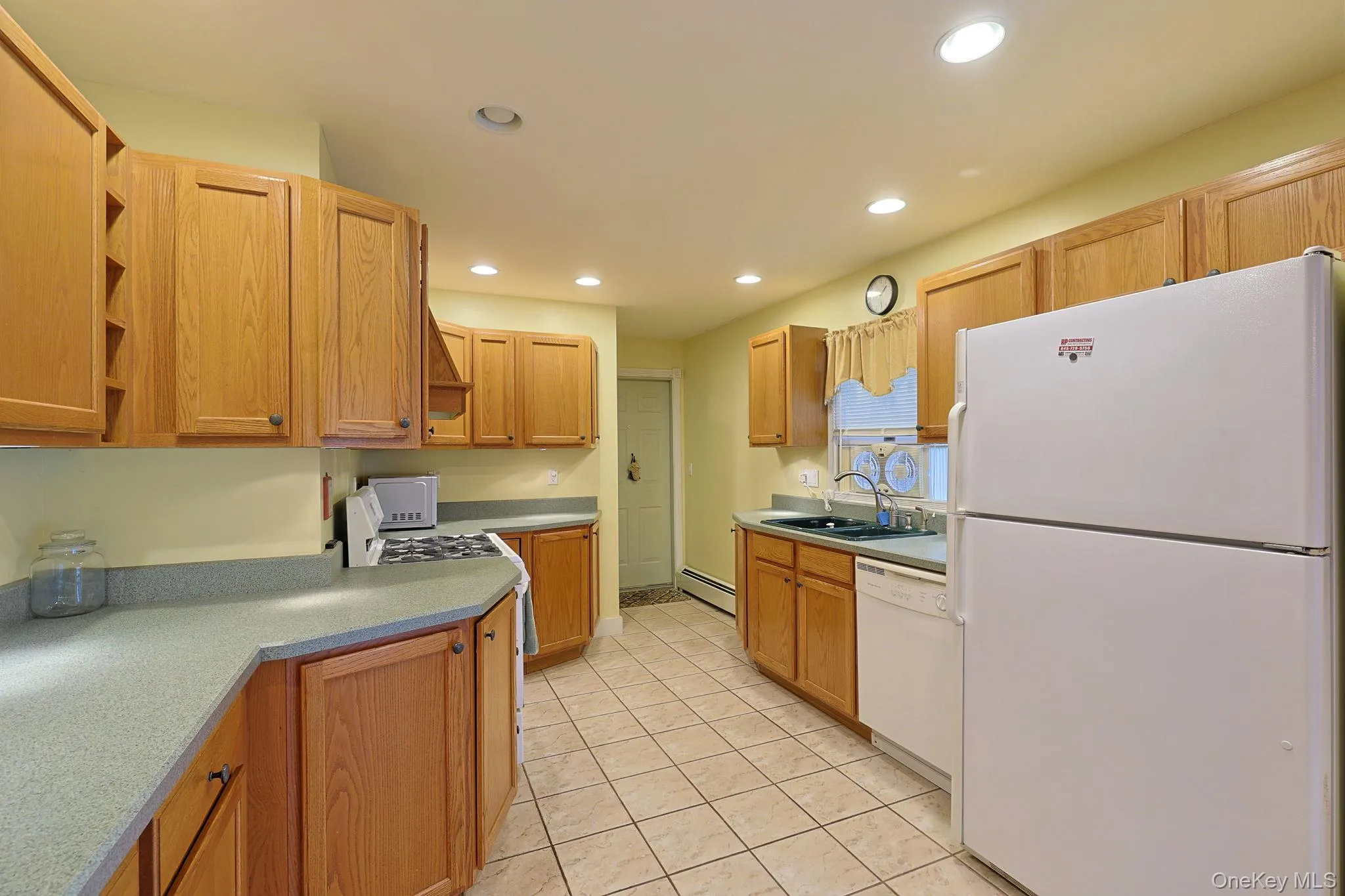 33 Magnolia Drive, Wappinger, NY, 3 Bedrooms Bedrooms, 8 Rooms Rooms,1 BathroomBathrooms,Residential,For Rent,Magnolia,0,1041660 33 Magnolia Drive, Wappinger, NY, 3 Bedrooms Bedrooms, 8 Rooms Rooms,1 BathroomBathrooms,Residential,For Rent,Magnolia,0,1041660