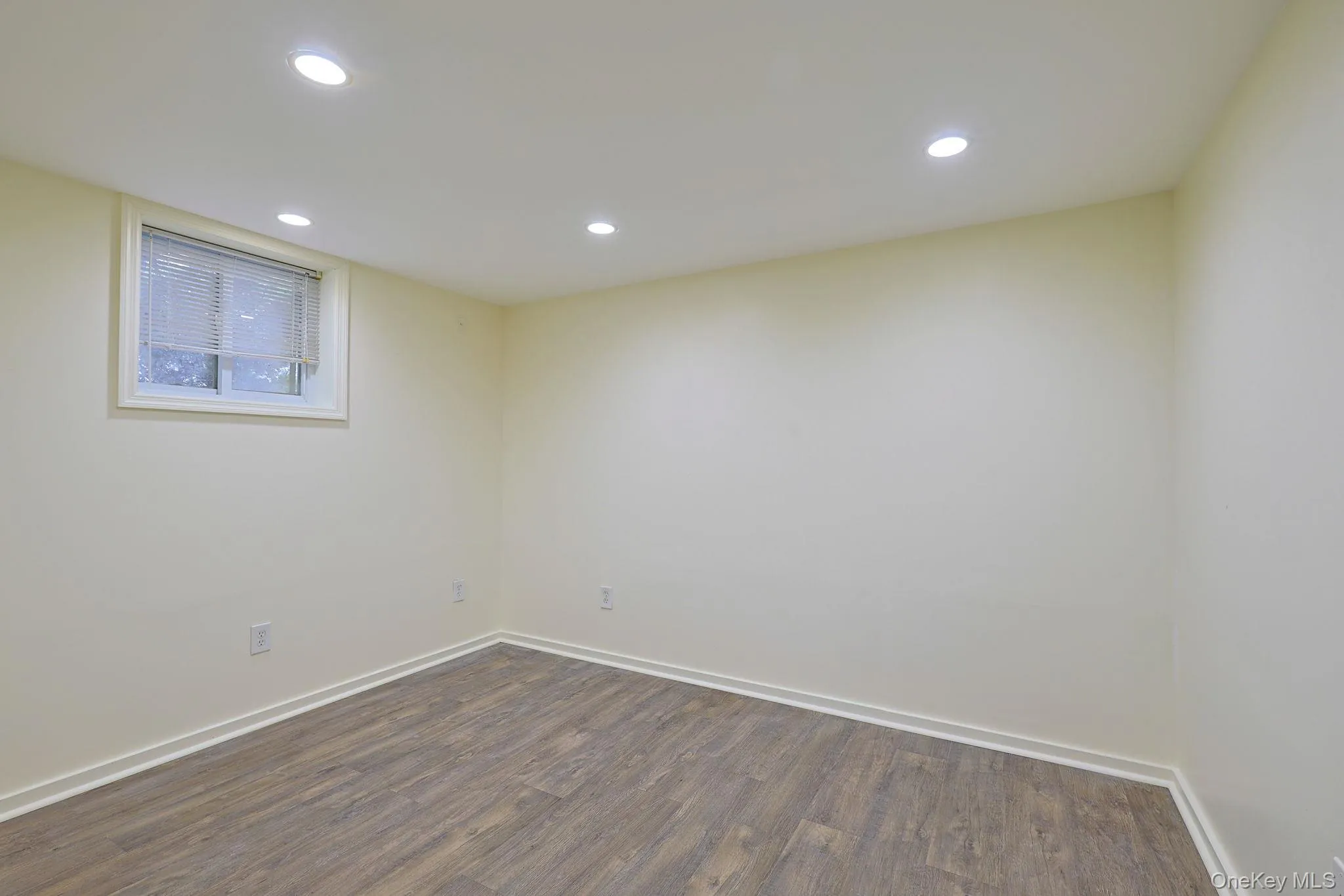 33 Magnolia Drive, Wappinger, NY, 3 Bedrooms Bedrooms, 8 Rooms Rooms,1 BathroomBathrooms,Residential,For Rent,Magnolia,0,1041660 33 Magnolia Drive, Wappinger, NY, 3 Bedrooms Bedrooms, 8 Rooms Rooms,1 BathroomBathrooms,Residential,For Rent,Magnolia,0,1041660