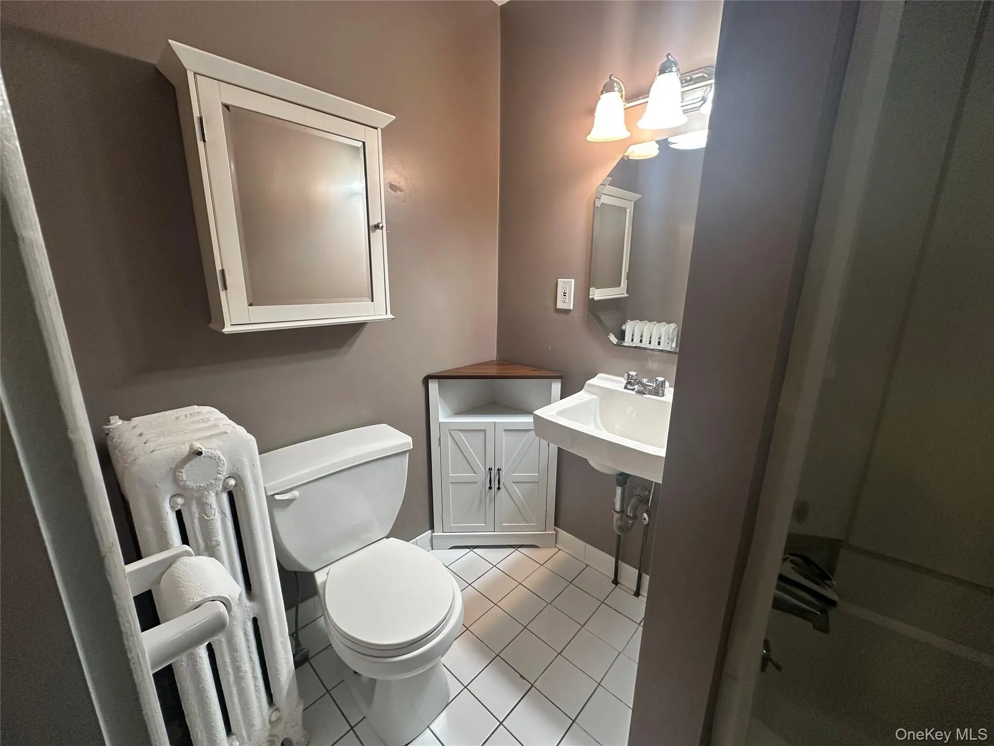 65 North Street, Newburgh (city), NY, 2 Bedrooms Bedrooms, 5 Rooms Rooms,1 BathroomBathrooms,Residential Lease,For Rent,North,0,1041664 65 North Street, Newburgh (city), NY, 2 Bedrooms Bedrooms, 5 Rooms Rooms,1 BathroomBathrooms,Residential Lease,For Rent,North,0,1041664