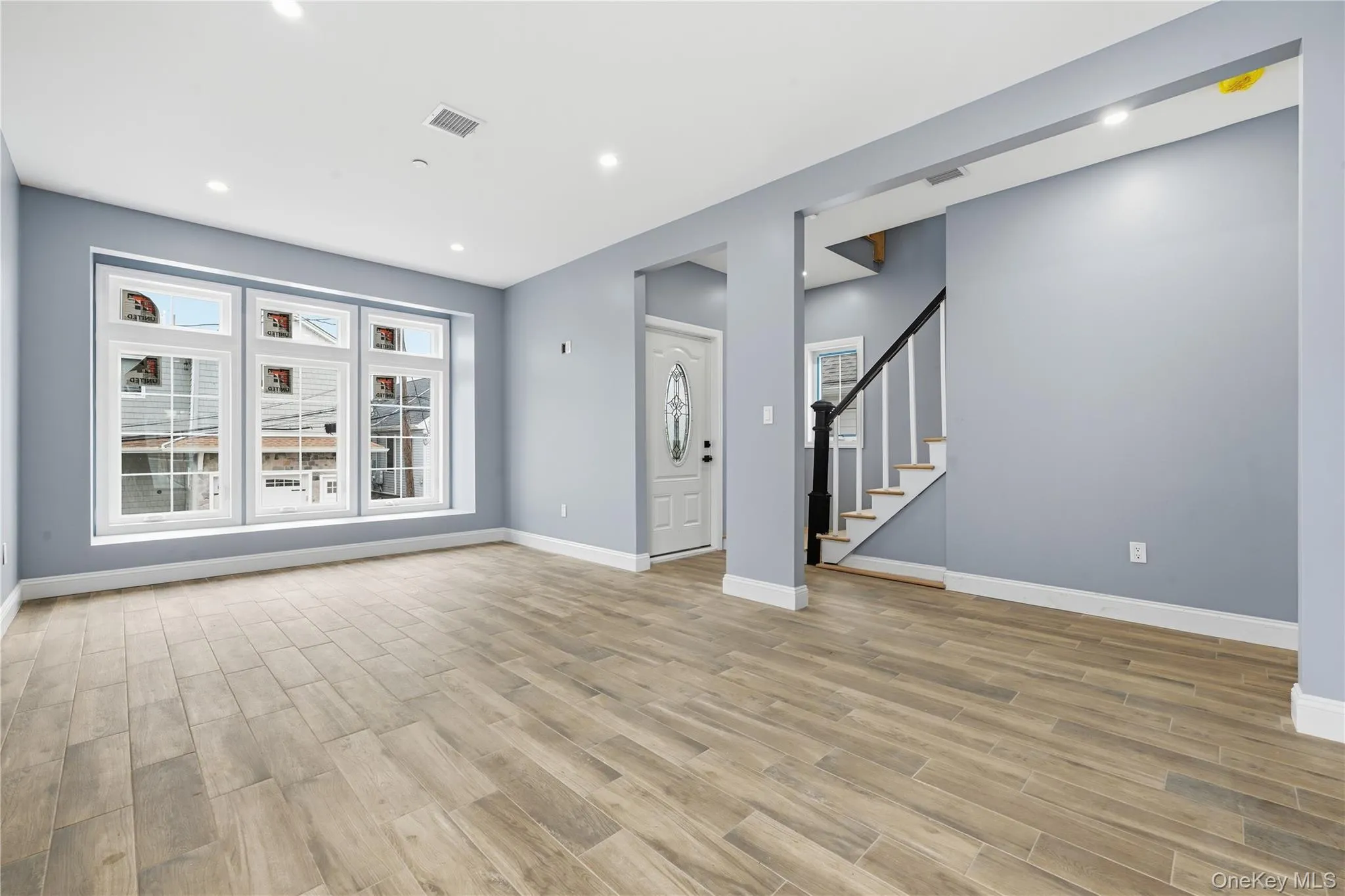 9 James Street, Hempstead, NY, 3 Bedrooms Bedrooms, 5 Rooms Rooms,2 BathroomsBathrooms,Residential,For Rent,James,0,1041666 9 James Street, Hempstead, NY, 3 Bedrooms Bedrooms, 5 Rooms Rooms,2 BathroomsBathrooms,Residential,For Rent,James,0,1041666