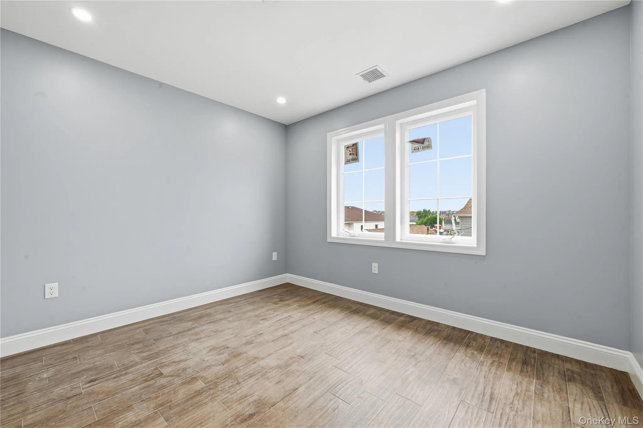 9 James Street, Hempstead, NY, 3 Bedrooms Bedrooms, 5 Rooms Rooms,2 BathroomsBathrooms,Residential,For Rent,James,0,1041666 9 James Street, Hempstead, NY, 3 Bedrooms Bedrooms, 5 Rooms Rooms,2 BathroomsBathrooms,Residential,For Rent,James,0,1041666