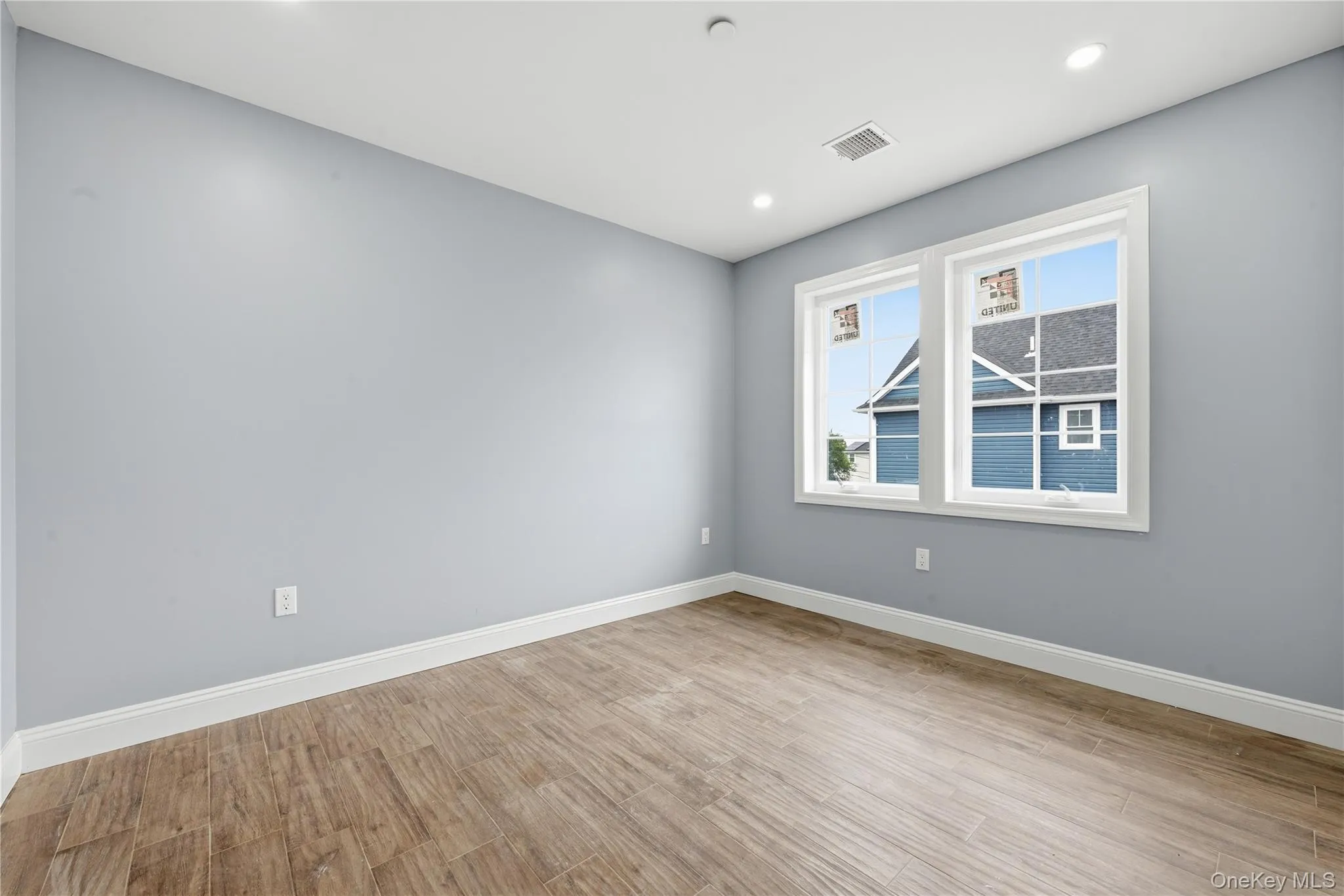 9 James Street, Hempstead, NY, 3 Bedrooms Bedrooms, 5 Rooms Rooms,2 BathroomsBathrooms,Residential,For Rent,James,0,1041666 9 James Street, Hempstead, NY, 3 Bedrooms Bedrooms, 5 Rooms Rooms,2 BathroomsBathrooms,Residential,For Rent,James,0,1041666