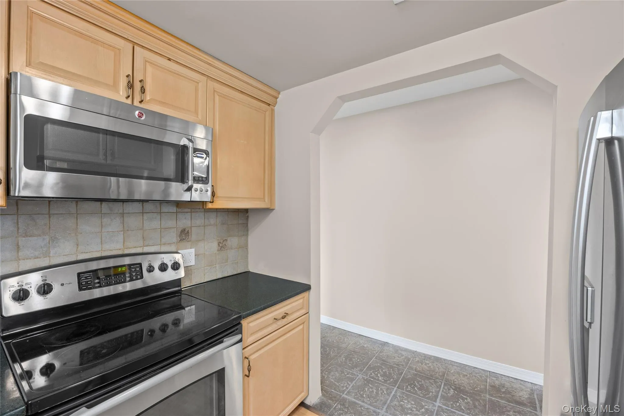 31 Cherry Avenue, Oyster Bay, NY, 3 Bedrooms Bedrooms, 9 Rooms Rooms,1 BathroomBathrooms,Residential,For Rent,Cherry,0,1041667 31 Cherry Avenue, Oyster Bay, NY, 3 Bedrooms Bedrooms, 9 Rooms Rooms,1 BathroomBathrooms,Residential,For Rent,Cherry,0,1041667