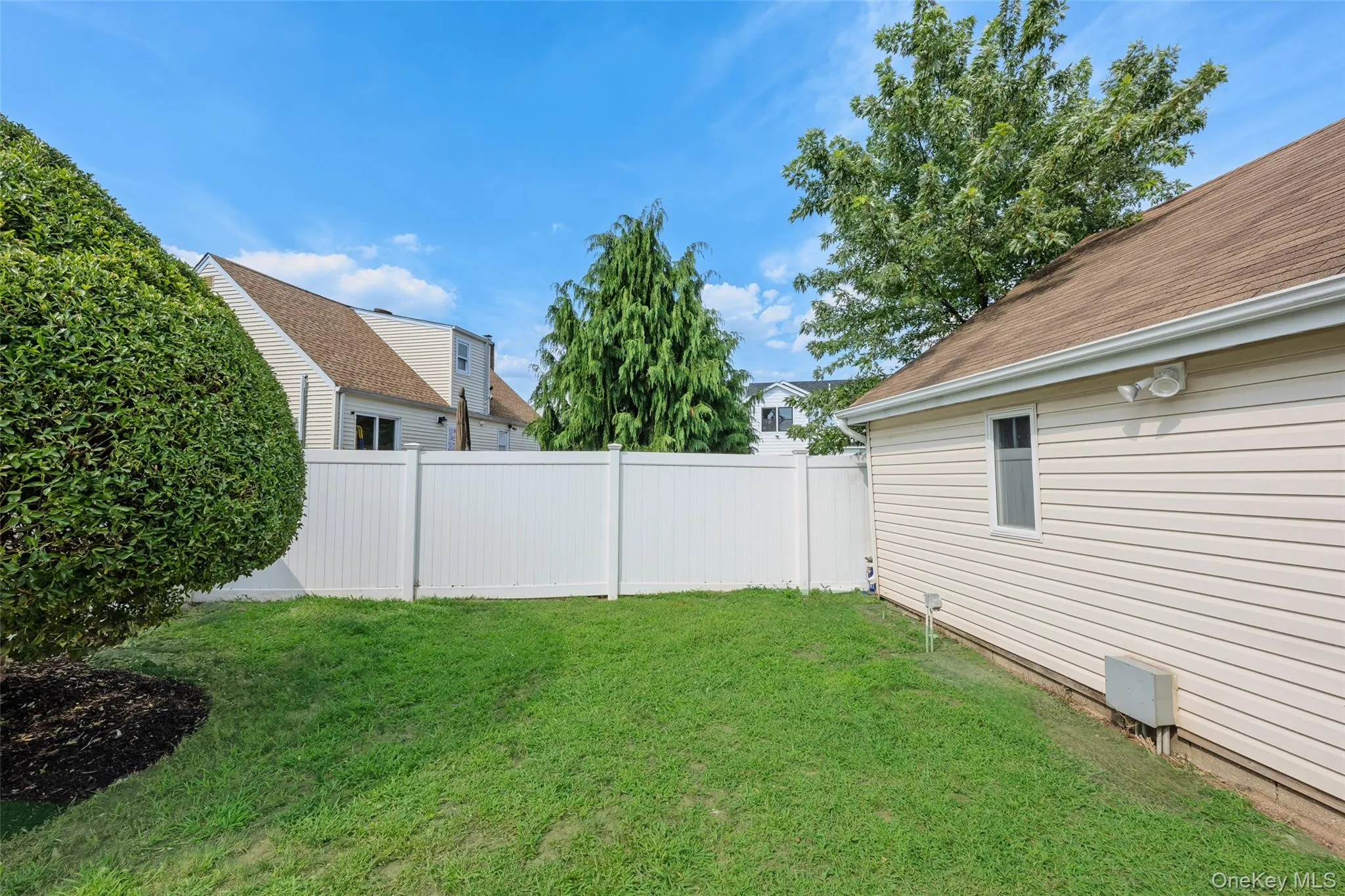 31 Cherry Avenue, Oyster Bay, NY, 3 Bedrooms Bedrooms, 9 Rooms Rooms,1 BathroomBathrooms,Residential,For Rent,Cherry,0,1041667 31 Cherry Avenue, Oyster Bay, NY, 3 Bedrooms Bedrooms, 9 Rooms Rooms,1 BathroomBathrooms,Residential,For Rent,Cherry,0,1041667