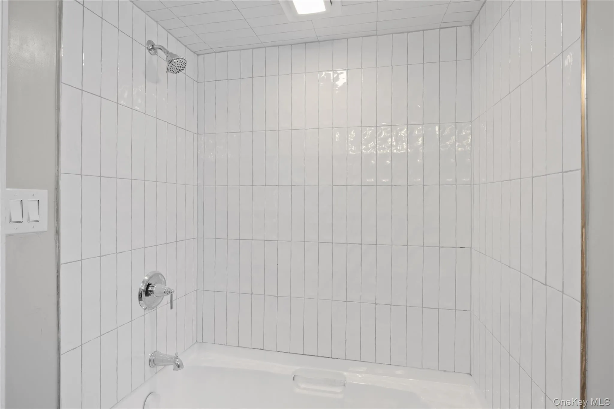 31 Cherry Avenue, Oyster Bay, NY, 3 Bedrooms Bedrooms, 9 Rooms Rooms,1 BathroomBathrooms,Residential,For Rent,Cherry,0,1041667 31 Cherry Avenue, Oyster Bay, NY, 3 Bedrooms Bedrooms, 9 Rooms Rooms,1 BathroomBathrooms,Residential,For Rent,Cherry,0,1041667