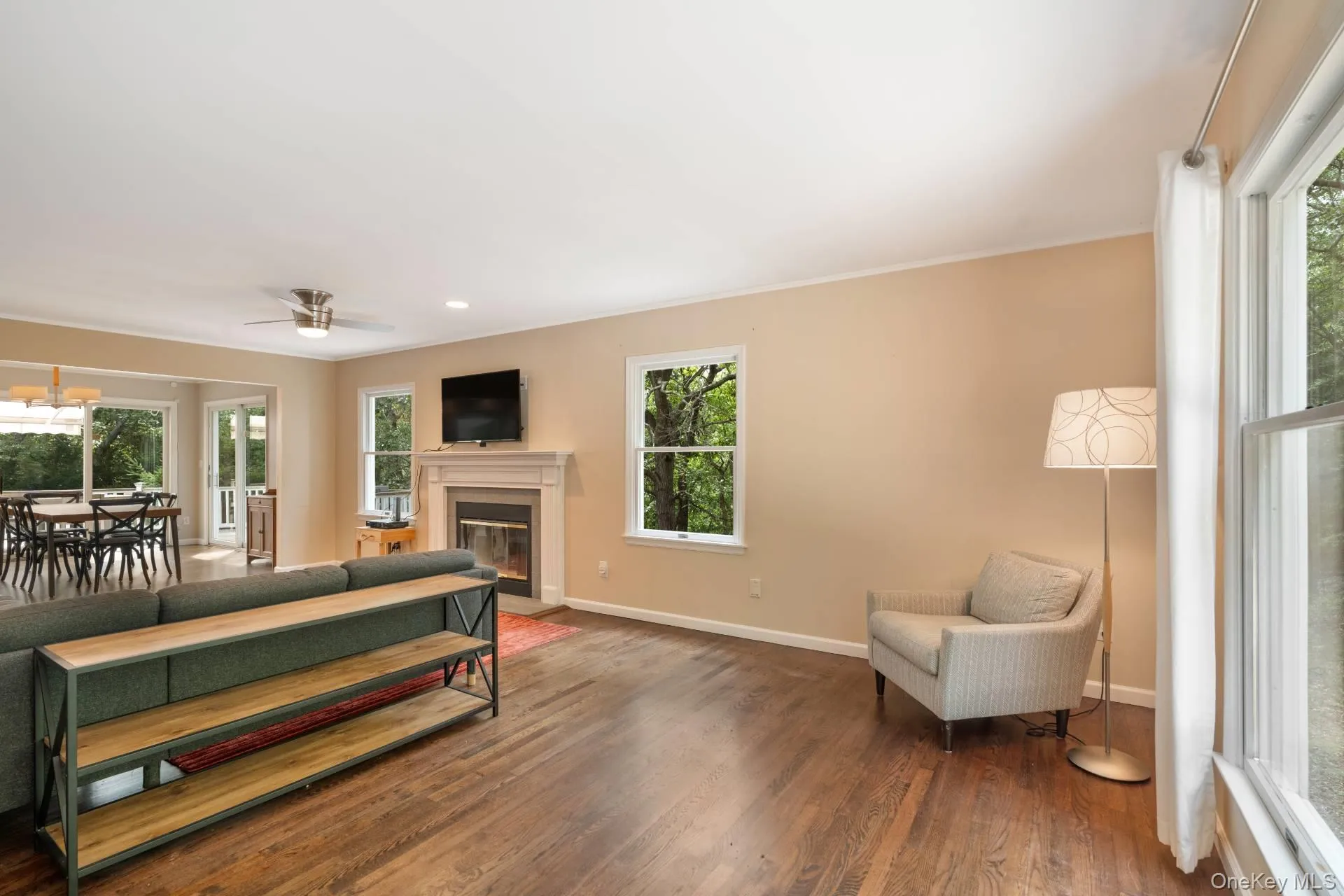 55 Red Fox Lane, East Hampton, NY, 4 Bedrooms Bedrooms, 9 Rooms Rooms,4 BathroomsBathrooms,Residential,For Rent,Red Fox,0,1041669 55 Red Fox Lane, East Hampton, NY, 4 Bedrooms Bedrooms, 9 Rooms Rooms,4 BathroomsBathrooms,Residential,For Rent,Red Fox,0,1041669