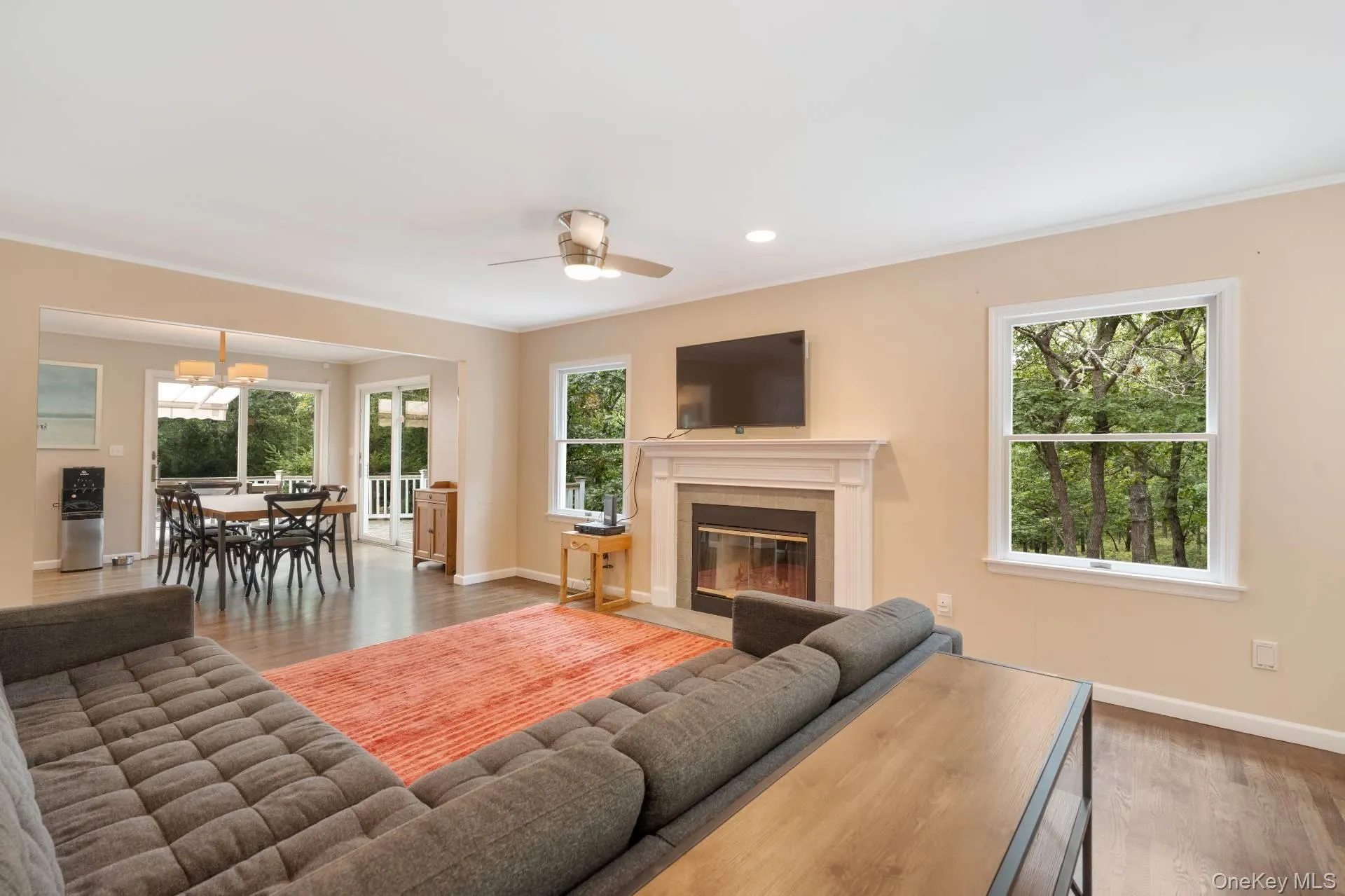 55 Red Fox Lane, East Hampton, NY, 4 Bedrooms Bedrooms, 9 Rooms Rooms,4 BathroomsBathrooms,Residential,For Rent,Red Fox,0,1041669 55 Red Fox Lane, East Hampton, NY, 4 Bedrooms Bedrooms, 9 Rooms Rooms,4 BathroomsBathrooms,Residential,For Rent,Red Fox,0,1041669
