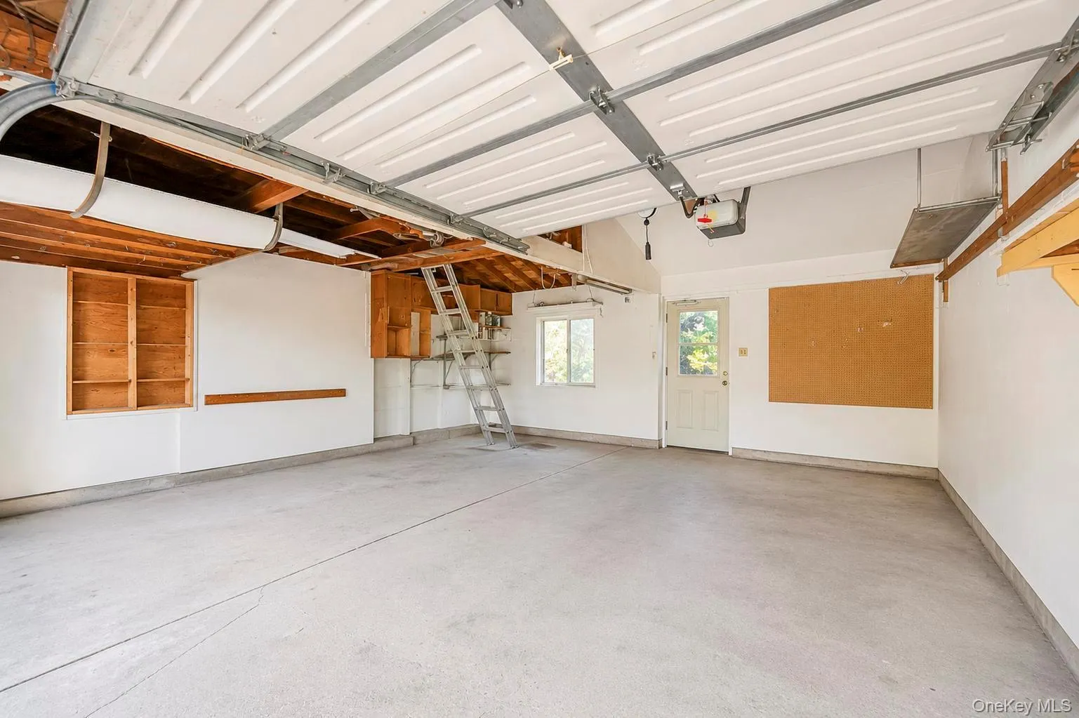1425 Pine Drive, Islip, NY, 3 Bedrooms Bedrooms, 5 Rooms Rooms,2 BathroomsBathrooms,Residential,For Rent,Pine,0,1041672 1425 Pine Drive, Islip, NY, 3 Bedrooms Bedrooms, 5 Rooms Rooms,2 BathroomsBathrooms,Residential,For Rent,Pine,0,1041672