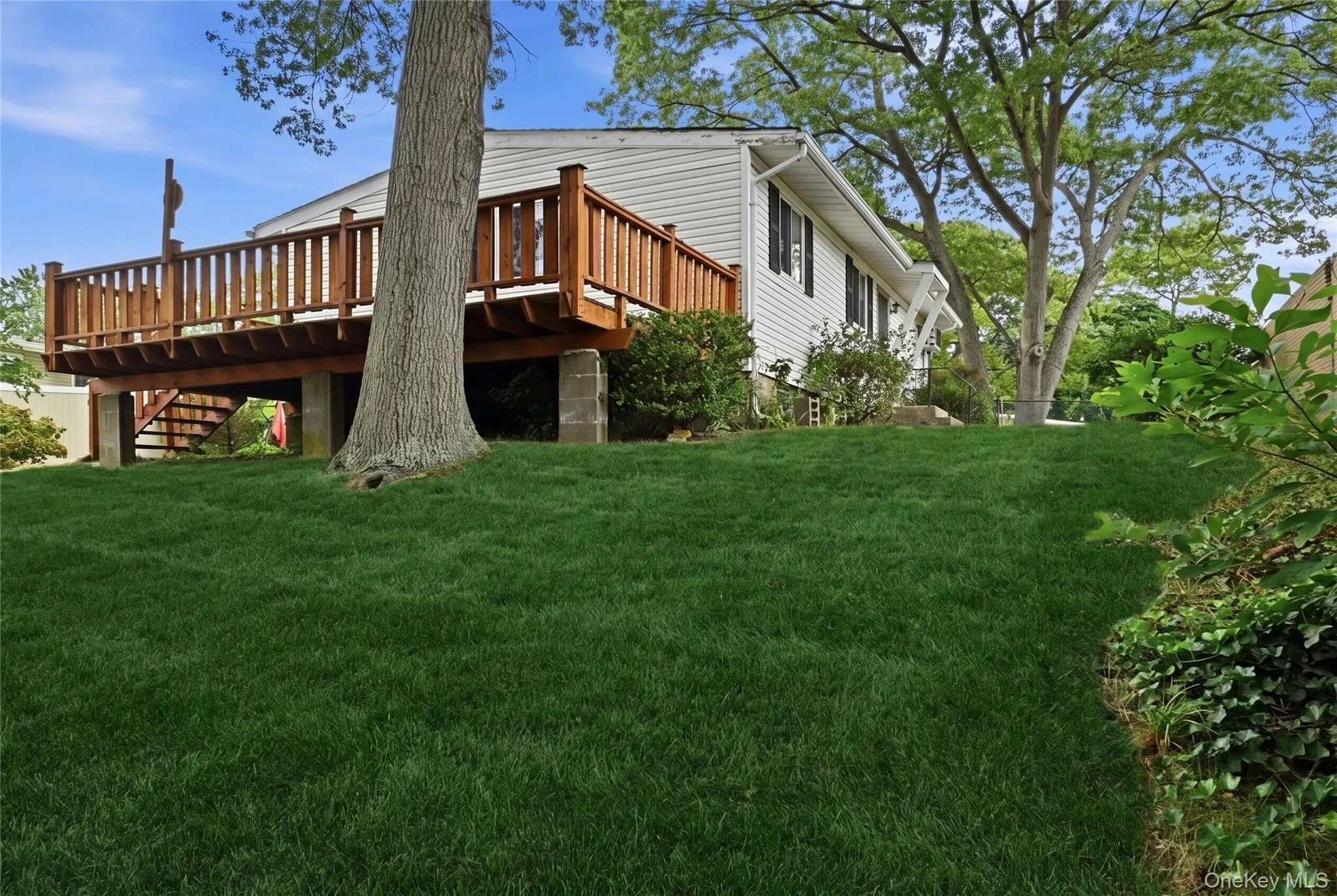90 Samuel Street, Smithtown, NY, 3 Bedrooms Bedrooms, 5 Rooms Rooms,1 BathroomBathrooms,Residential,For Rent,Samuel,0,1041675 90 Samuel Street, Smithtown, NY, 3 Bedrooms Bedrooms, 5 Rooms Rooms,1 BathroomBathrooms,Residential,For Rent,Samuel,0,1041675