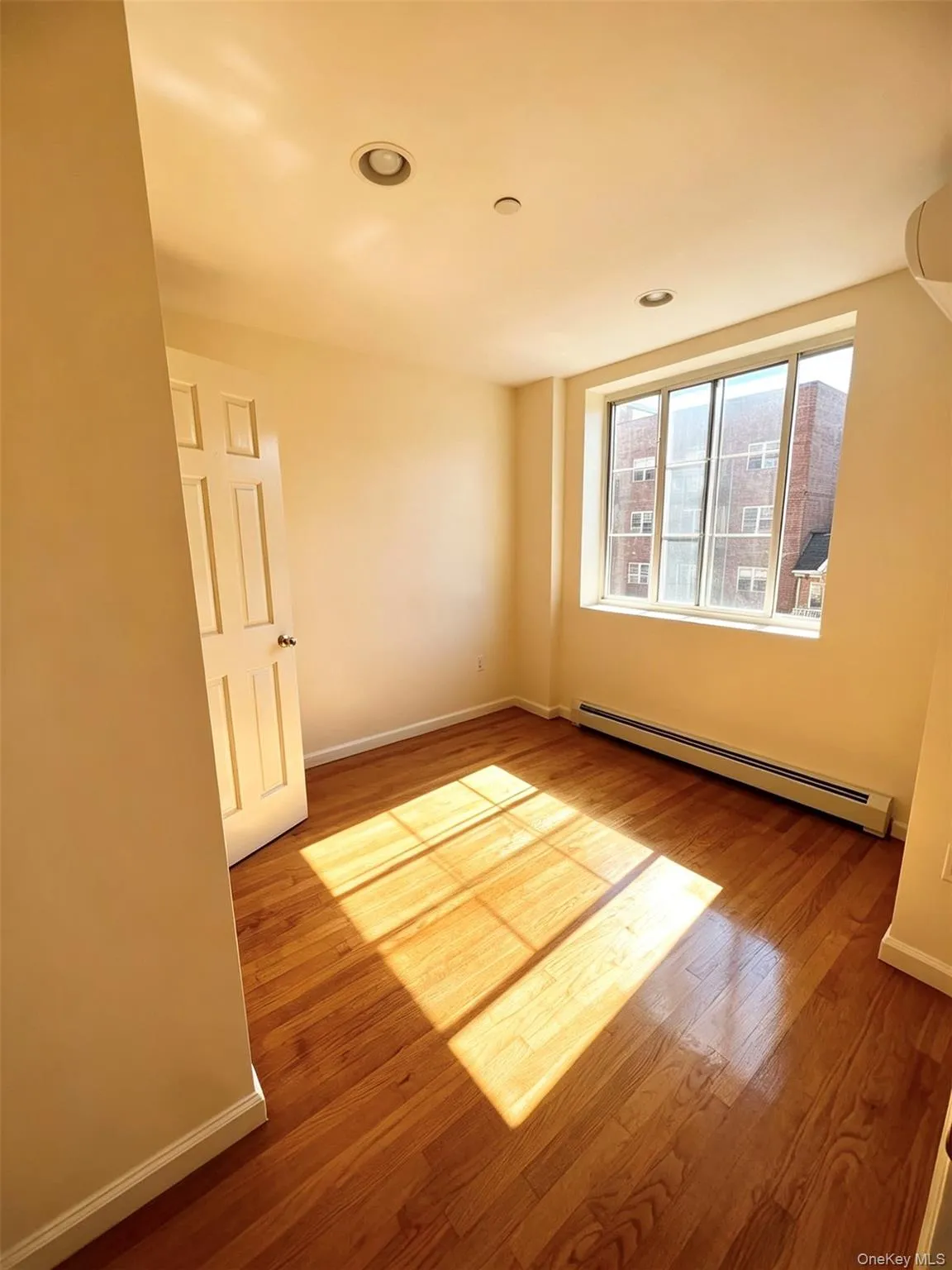 14105 Cherry Avenue, New York, NY, 2 Bedrooms Bedrooms, 6 Rooms Rooms,2 BathroomsBathrooms,Residential,For Rent,Cherry,0,1041680 14105 Cherry Avenue, New York, NY, 2 Bedrooms Bedrooms, 6 Rooms Rooms,2 BathroomsBathrooms,Residential,For Rent,Cherry,0,1041680