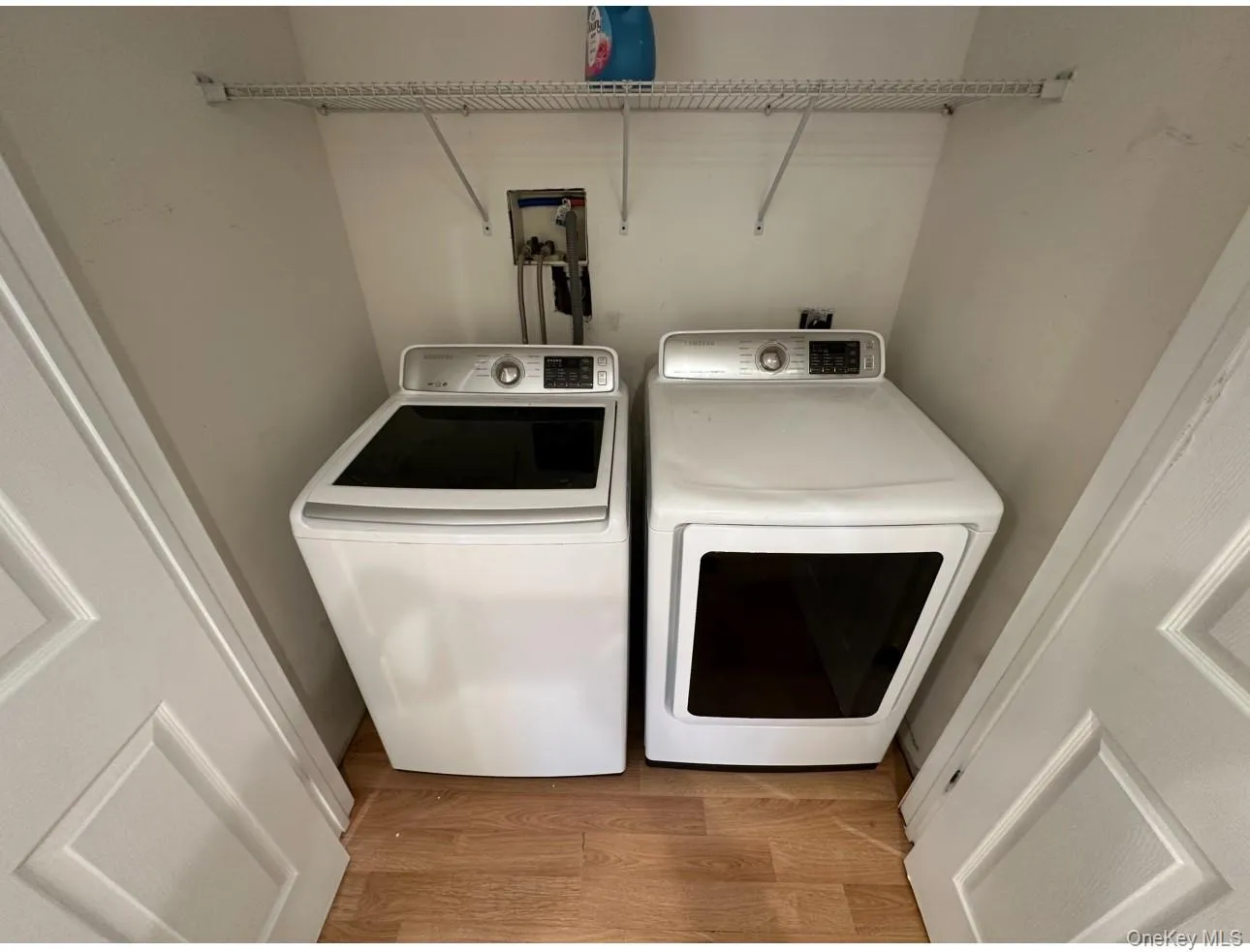 35 Shelton Court, Islip, NY, 4 Bedrooms Bedrooms, 8 Rooms Rooms,2 BathroomsBathrooms,Residential Lease,For Rent,Shelton,0,1041682 35 Shelton Court, Islip, NY, 4 Bedrooms Bedrooms, 8 Rooms Rooms,2 BathroomsBathrooms,Residential Lease,For Rent,Shelton,0,1041682