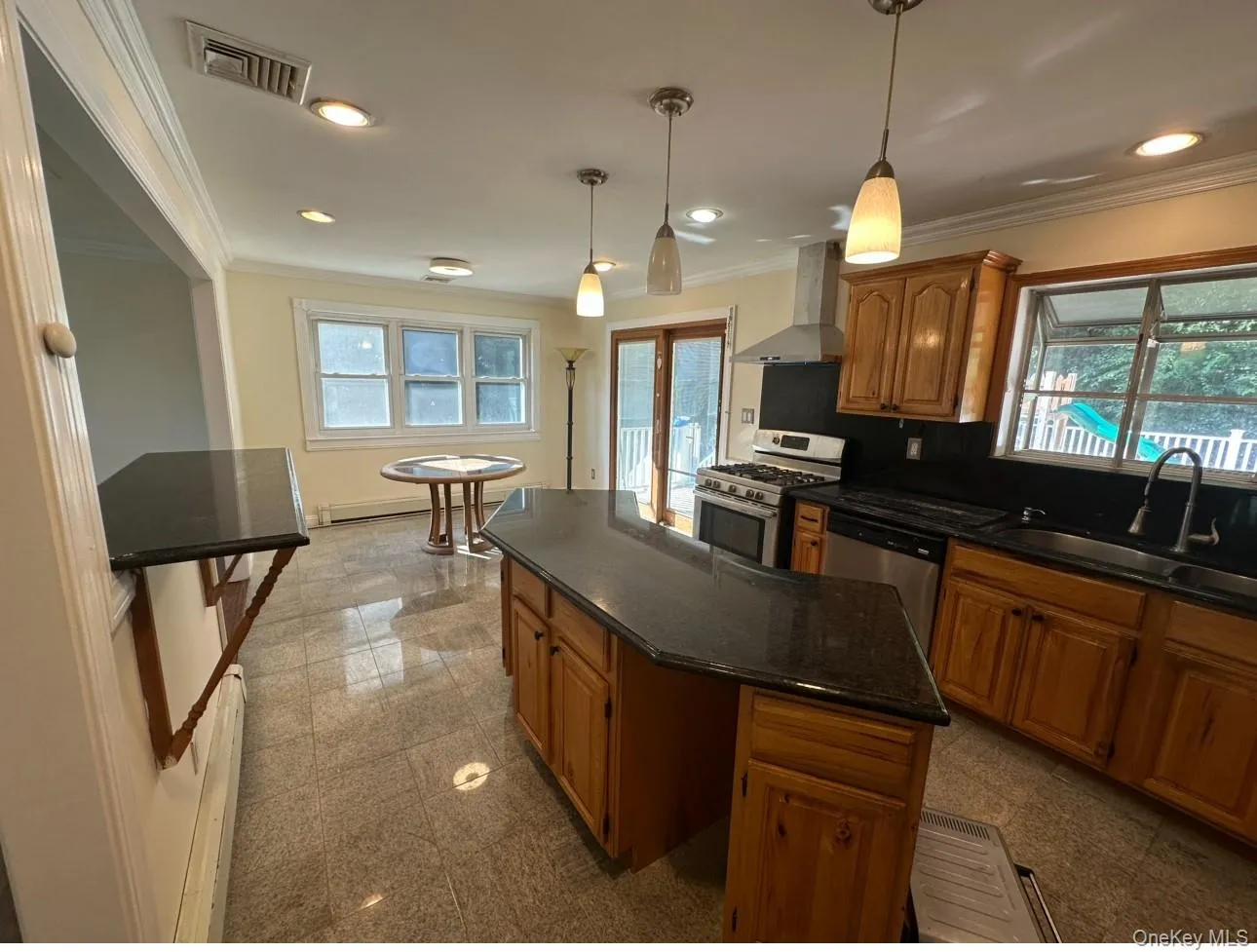 35 Shelton Court, Islip, NY, 4 Bedrooms Bedrooms, 8 Rooms Rooms,2 BathroomsBathrooms,Residential Lease,For Rent,Shelton,0,1041682 35 Shelton Court, Islip, NY, 4 Bedrooms Bedrooms, 8 Rooms Rooms,2 BathroomsBathrooms,Residential Lease,For Rent,Shelton,0,1041682