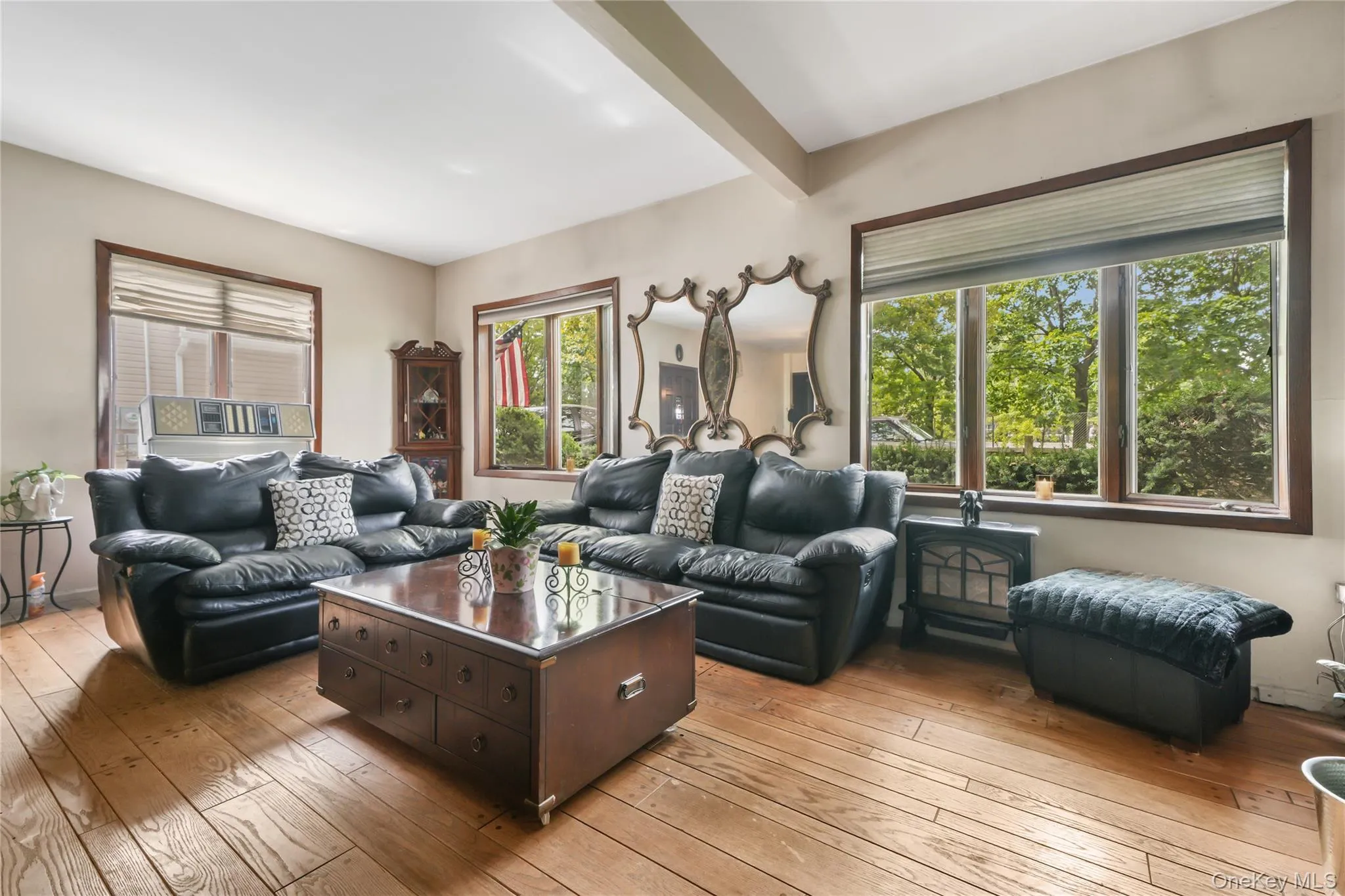 816 Throggs Neck Expressway, New York, NY, 3 Bedrooms Bedrooms, 8 Rooms Rooms,2 BathroomsBathrooms,Residential,For Rent,Throggs Neck,0,1041683 816 Throggs Neck Expressway, New York, NY, 3 Bedrooms Bedrooms, 8 Rooms Rooms,2 BathroomsBathrooms,Residential,For Rent,Throggs Neck,0,1041683