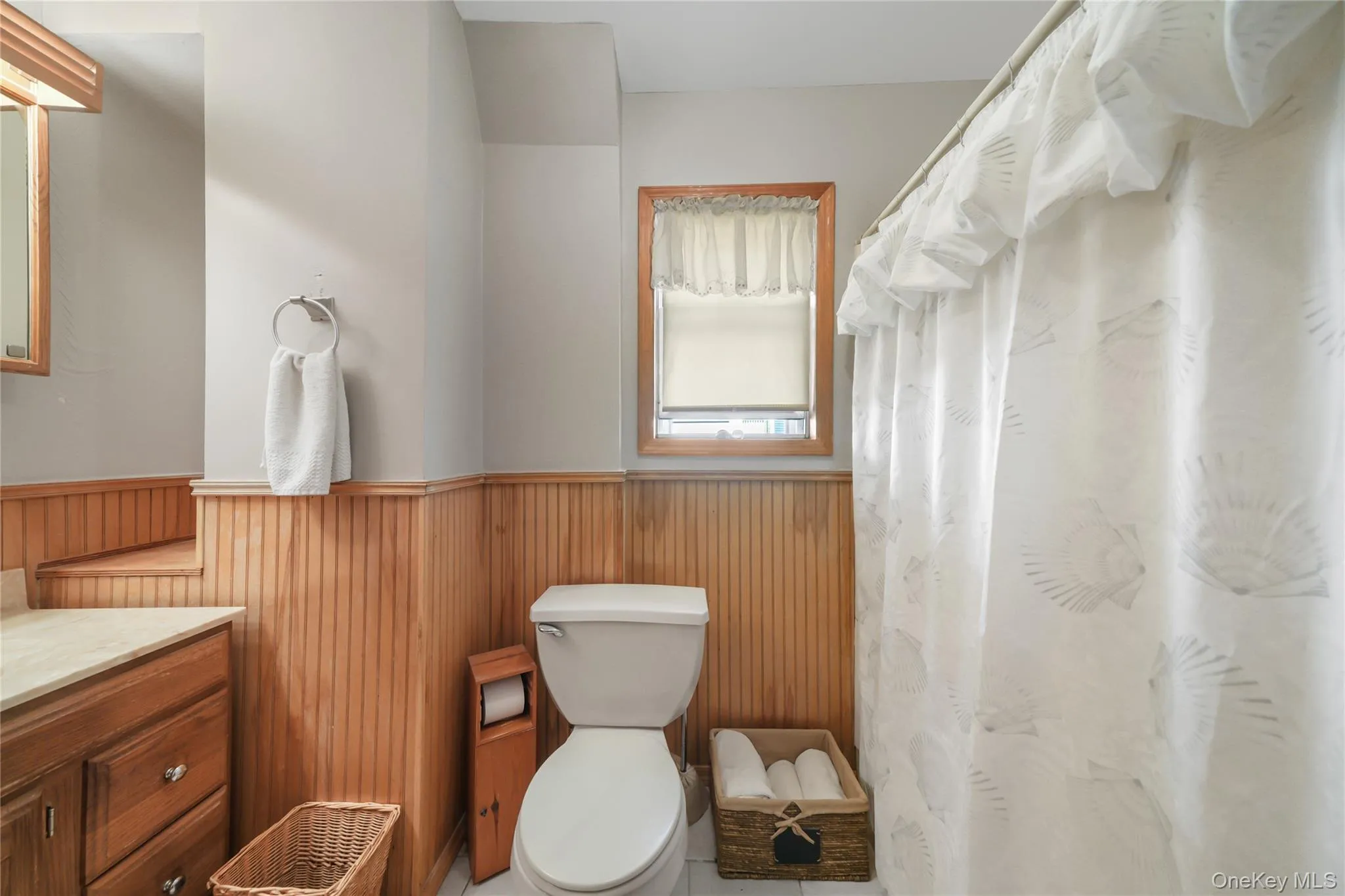 816 Throggs Neck Expressway, New York, NY, 3 Bedrooms Bedrooms, 8 Rooms Rooms,2 BathroomsBathrooms,Residential,For Rent,Throggs Neck,0,1041683 816 Throggs Neck Expressway, New York, NY, 3 Bedrooms Bedrooms, 8 Rooms Rooms,2 BathroomsBathrooms,Residential,For Rent,Throggs Neck,0,1041683