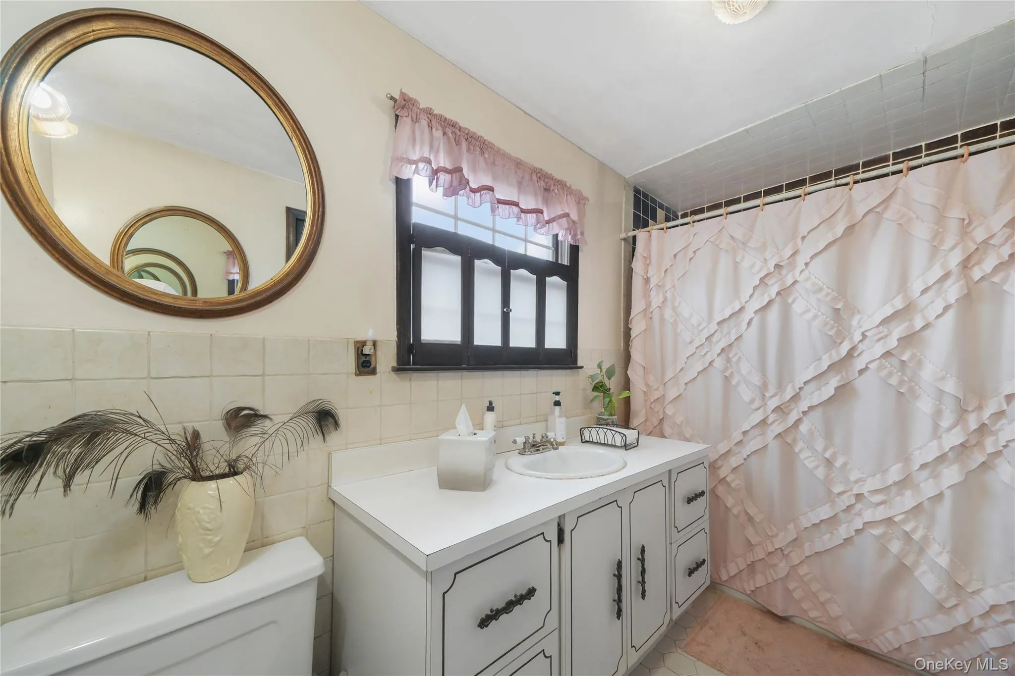 816 Throggs Neck Expressway, New York, NY, 3 Bedrooms Bedrooms, 8 Rooms Rooms,2 BathroomsBathrooms,Residential,For Rent,Throggs Neck,0,1041683 816 Throggs Neck Expressway, New York, NY, 3 Bedrooms Bedrooms, 8 Rooms Rooms,2 BathroomsBathrooms,Residential,For Rent,Throggs Neck,0,1041683