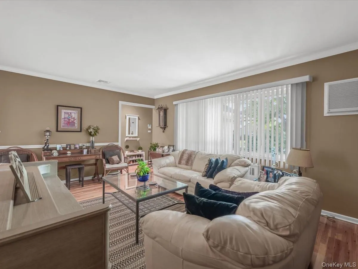 2643 Landman Lane, Hempstead, NY, 4 Bedrooms Bedrooms, 7 Rooms Rooms,2 BathroomsBathrooms,Residential,For Rent,Landman,0,1041684 2643 Landman Lane, Hempstead, NY, 4 Bedrooms Bedrooms, 7 Rooms Rooms,2 BathroomsBathrooms,Residential,For Rent,Landman,0,1041684
