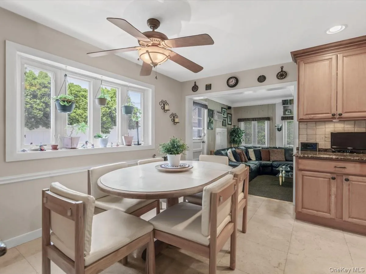 2643 Landman Lane, Hempstead, NY, 4 Bedrooms Bedrooms, 7 Rooms Rooms,2 BathroomsBathrooms,Residential,For Rent,Landman,0,1041684 2643 Landman Lane, Hempstead, NY, 4 Bedrooms Bedrooms, 7 Rooms Rooms,2 BathroomsBathrooms,Residential,For Rent,Landman,0,1041684