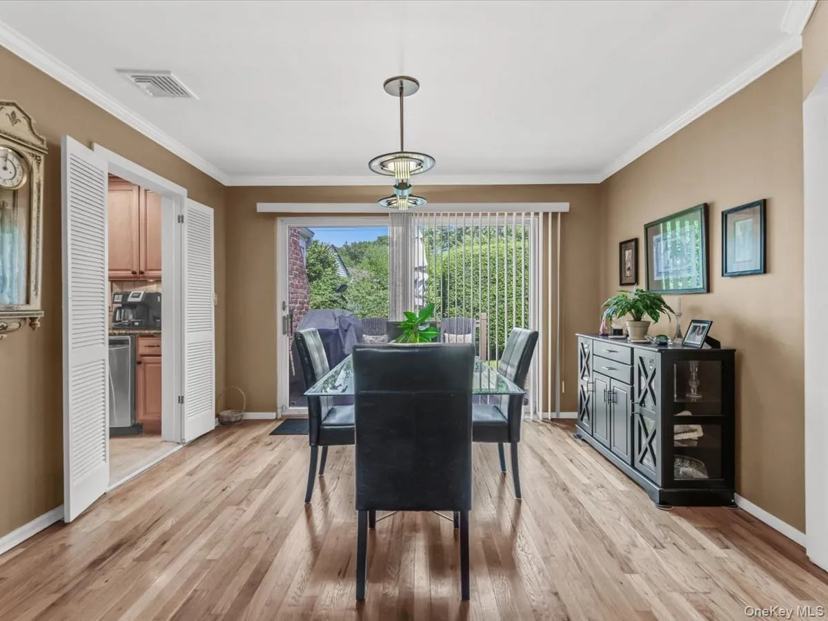 2643 Landman Lane, Hempstead, NY, 4 Bedrooms Bedrooms, 7 Rooms Rooms,2 BathroomsBathrooms,Residential,For Rent,Landman,0,1041684 2643 Landman Lane, Hempstead, NY, 4 Bedrooms Bedrooms, 7 Rooms Rooms,2 BathroomsBathrooms,Residential,For Rent,Landman,0,1041684