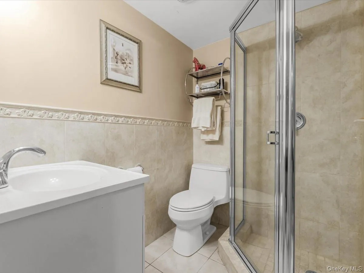 2643 Landman Lane, Hempstead, NY, 4 Bedrooms Bedrooms, 7 Rooms Rooms,2 BathroomsBathrooms,Residential,For Rent,Landman,0,1041684 2643 Landman Lane, Hempstead, NY, 4 Bedrooms Bedrooms, 7 Rooms Rooms,2 BathroomsBathrooms,Residential,For Rent,Landman,0,1041684