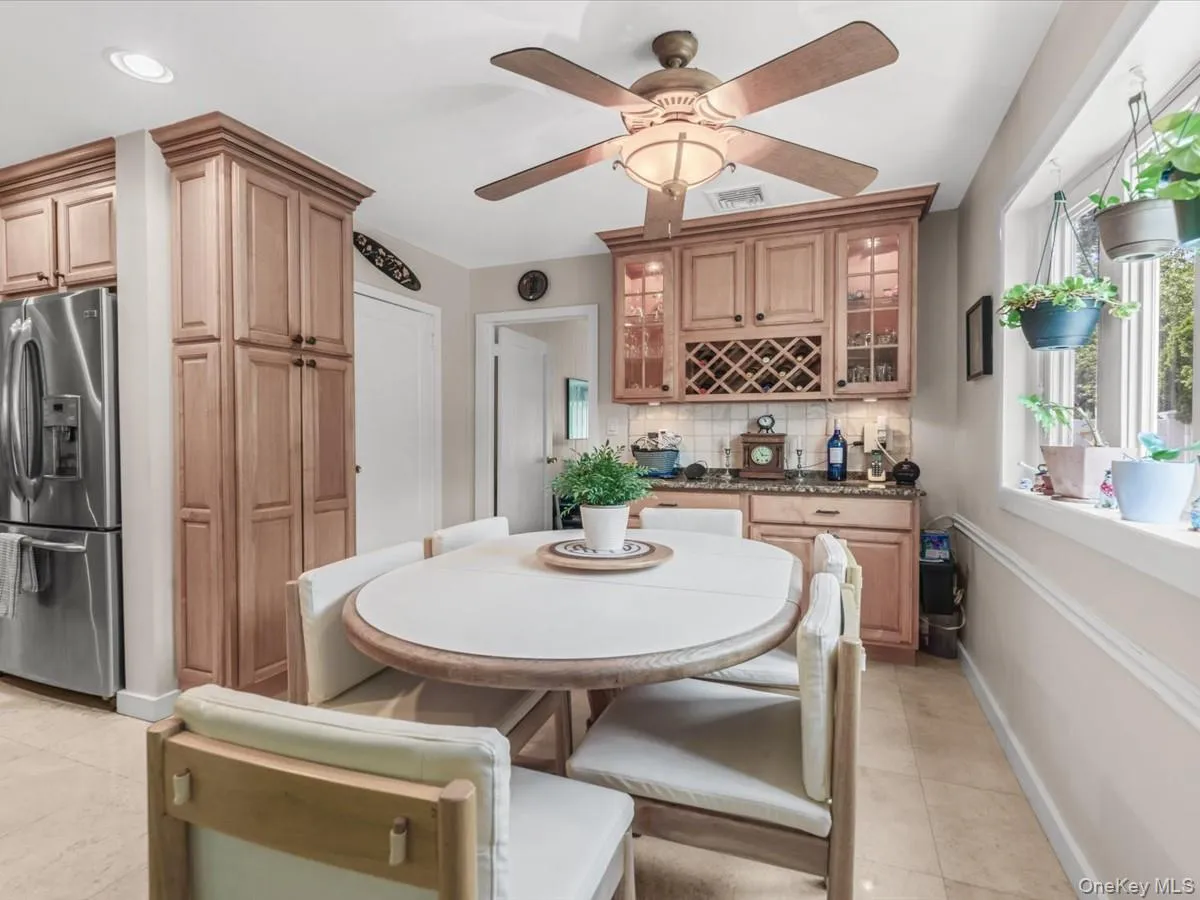 2643 Landman Lane, Hempstead, NY, 4 Bedrooms Bedrooms, 7 Rooms Rooms,2 BathroomsBathrooms,Residential,For Rent,Landman,0,1041684 2643 Landman Lane, Hempstead, NY, 4 Bedrooms Bedrooms, 7 Rooms Rooms,2 BathroomsBathrooms,Residential,For Rent,Landman,0,1041684