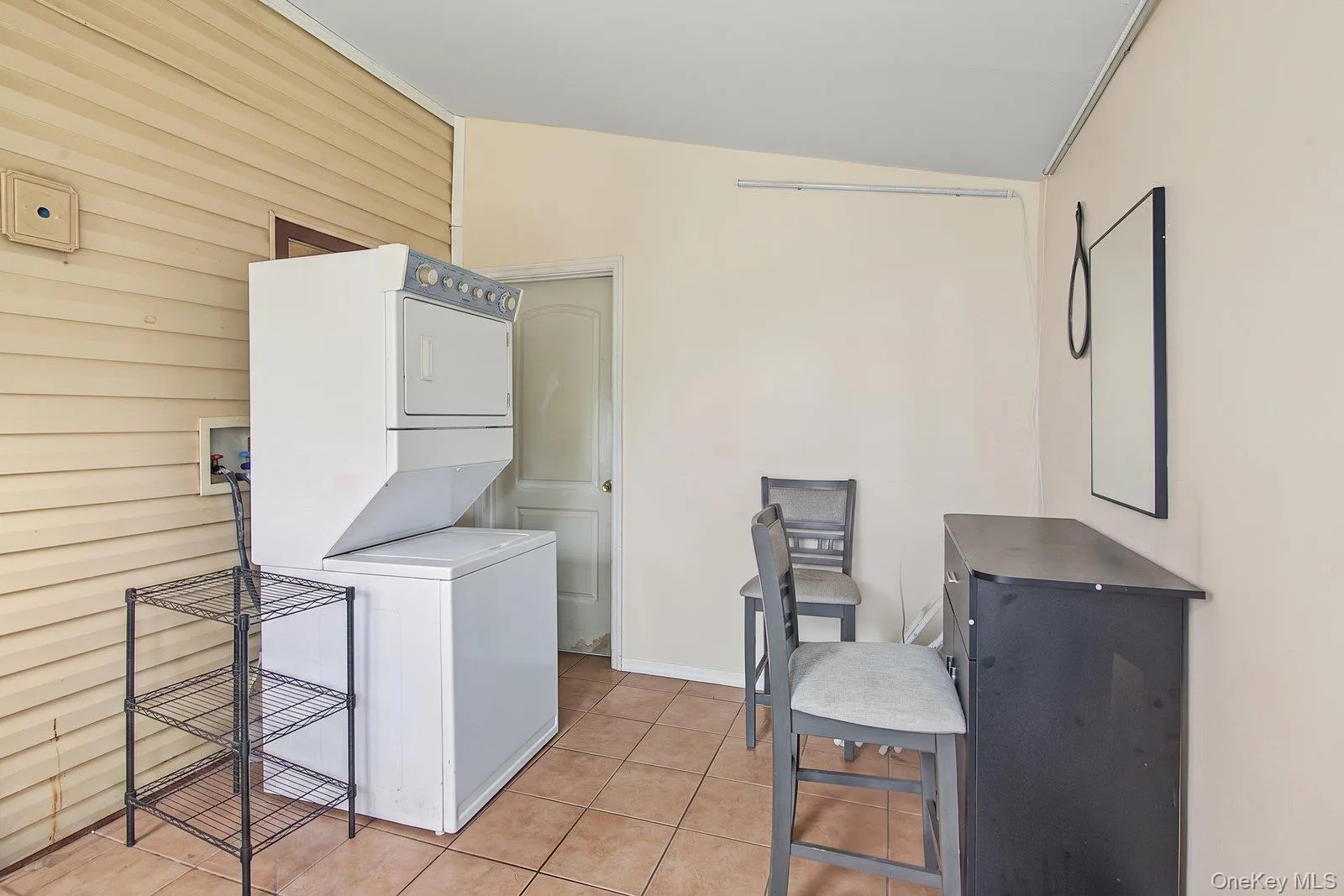 240 28th Street, Babylon, NY, 6 Bedrooms Bedrooms, 11 Rooms Rooms,3 BathroomsBathrooms,Residential,For Rent,28th,0,1041692 240 28th Street, Babylon, NY, 6 Bedrooms Bedrooms, 11 Rooms Rooms,3 BathroomsBathrooms,Residential,For Rent,28th,0,1041692