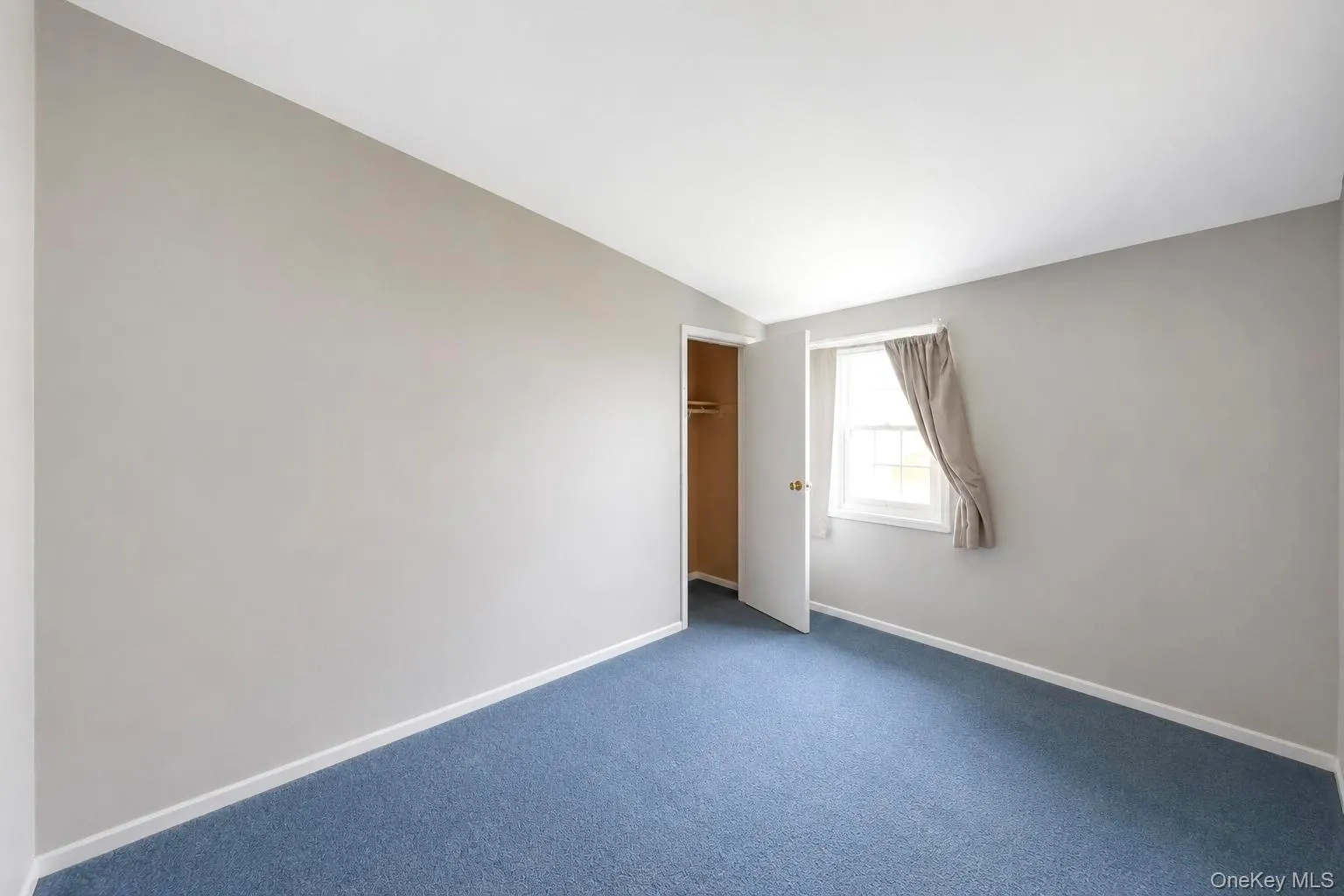 38 Imperial Drive, Brookhaven, NY, 4 Bedrooms Bedrooms, 8 Rooms Rooms,2 BathroomsBathrooms,Residential,For Rent,Imperial,0,1041693 38 Imperial Drive, Brookhaven, NY, 4 Bedrooms Bedrooms, 8 Rooms Rooms,2 BathroomsBathrooms,Residential,For Rent,Imperial,0,1041693