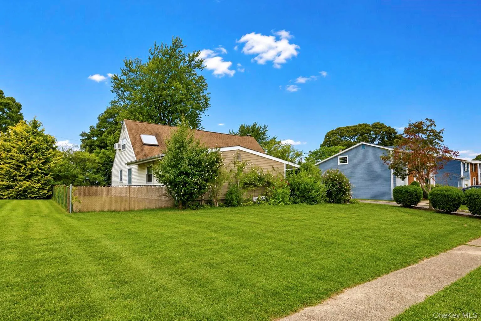 38 Imperial Drive, Brookhaven, NY, 4 Bedrooms Bedrooms, 8 Rooms Rooms,2 BathroomsBathrooms,Residential,For Rent,Imperial,0,1041693 38 Imperial Drive, Brookhaven, NY, 4 Bedrooms Bedrooms, 8 Rooms Rooms,2 BathroomsBathrooms,Residential,For Rent,Imperial,0,1041693