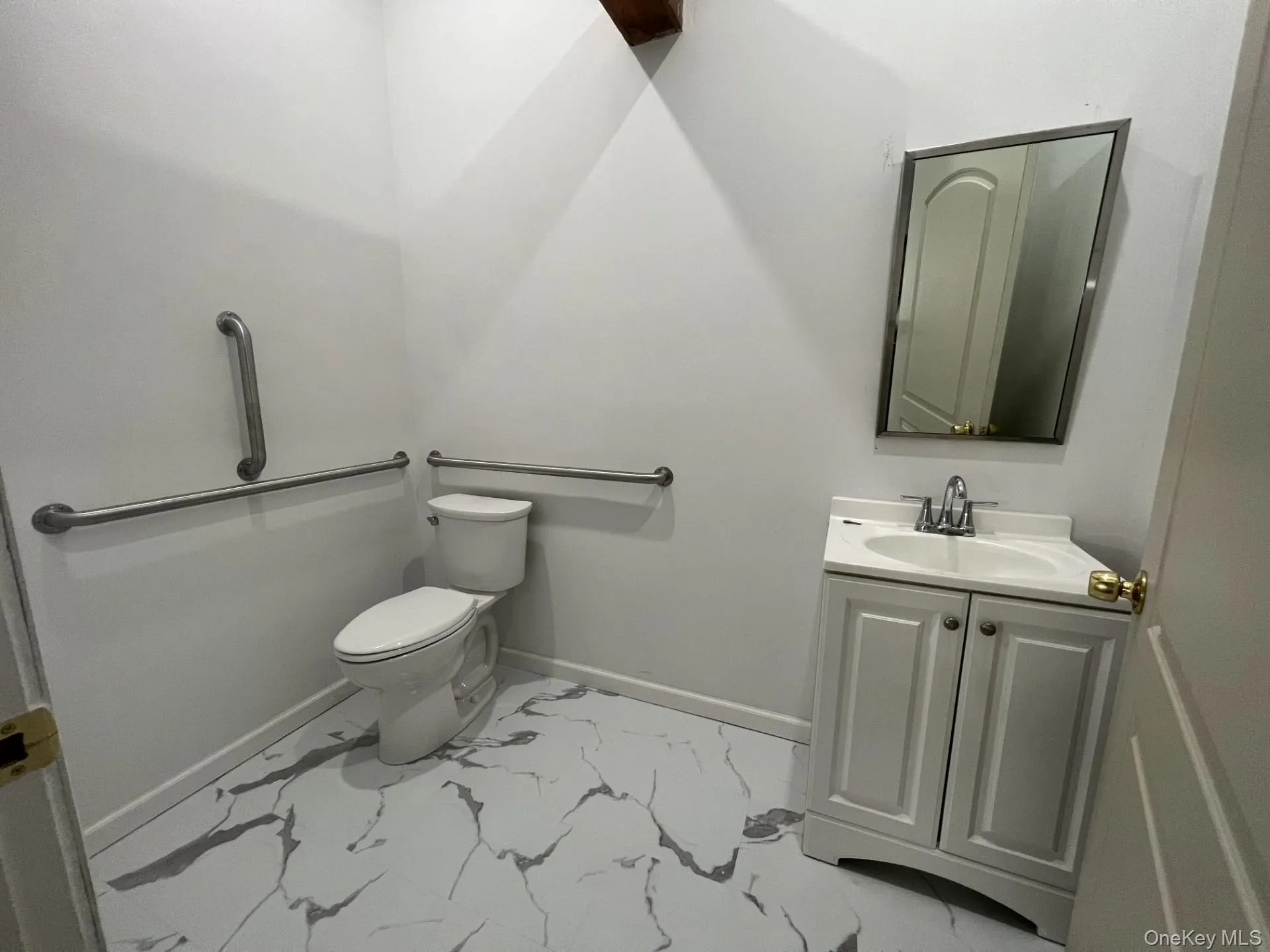 Bathroom Bathroom