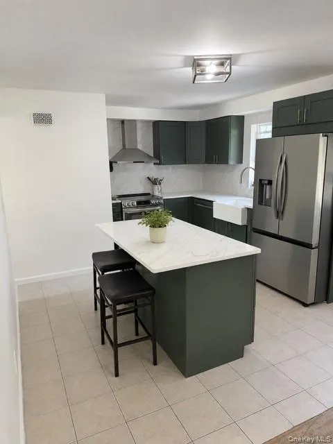 11 Chestnut Street, Glen Cove, NY, 3 Bedrooms Bedrooms, 6 Rooms Rooms,1 BathroomBathrooms,Residential Lease,For Rent,Chestnut,0,1041704 11 Chestnut Street, Glen Cove, NY, 3 Bedrooms Bedrooms, 6 Rooms Rooms,1 BathroomBathrooms,Residential Lease,For Rent,Chestnut,0,1041704