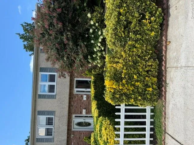 11 Chestnut Street, Glen Cove, NY, 3 Bedrooms Bedrooms, 6 Rooms Rooms,1 BathroomBathrooms,Residential Lease,For Rent,Chestnut,0,1041704 11 Chestnut Street, Glen Cove, NY, 3 Bedrooms Bedrooms, 6 Rooms Rooms,1 BathroomBathrooms,Residential Lease,For Rent,Chestnut,0,1041704