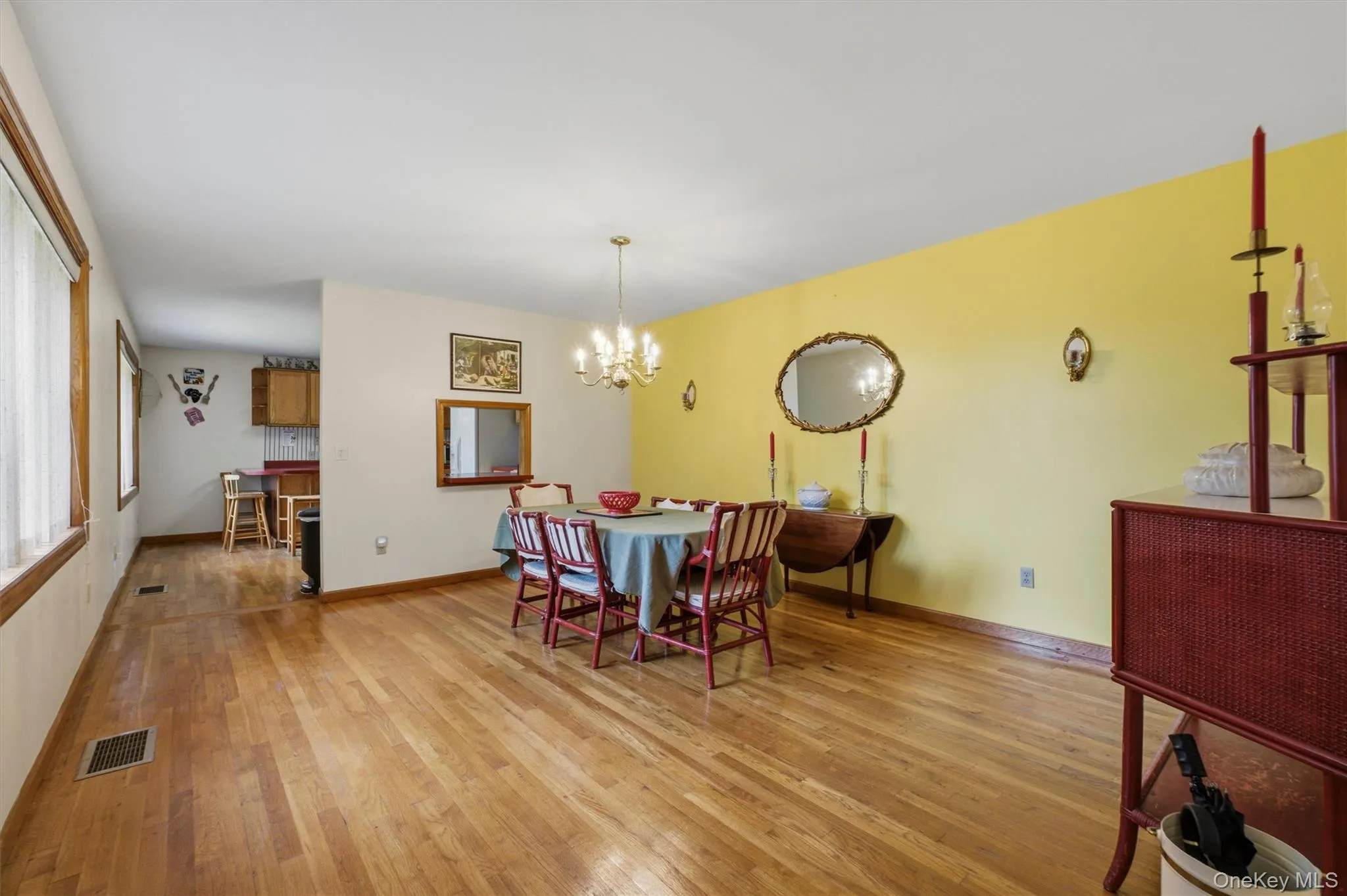 4 Chaucer Road, Hyde Park, NY, 3 Bedrooms Bedrooms, 9 Rooms Rooms,2 BathroomsBathrooms,Residential,For Rent,Chaucer,0,1041708 4 Chaucer Road, Hyde Park, NY, 3 Bedrooms Bedrooms, 9 Rooms Rooms,2 BathroomsBathrooms,Residential,For Rent,Chaucer,0,1041708