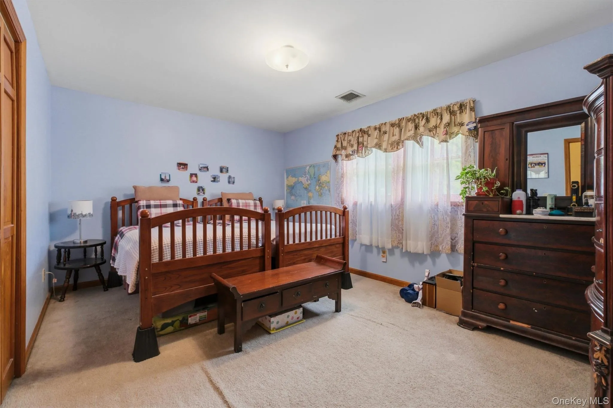 4 Chaucer Road, Hyde Park, NY, 3 Bedrooms Bedrooms, 9 Rooms Rooms,2 BathroomsBathrooms,Residential,For Rent,Chaucer,0,1041708 4 Chaucer Road, Hyde Park, NY, 3 Bedrooms Bedrooms, 9 Rooms Rooms,2 BathroomsBathrooms,Residential,For Rent,Chaucer,0,1041708