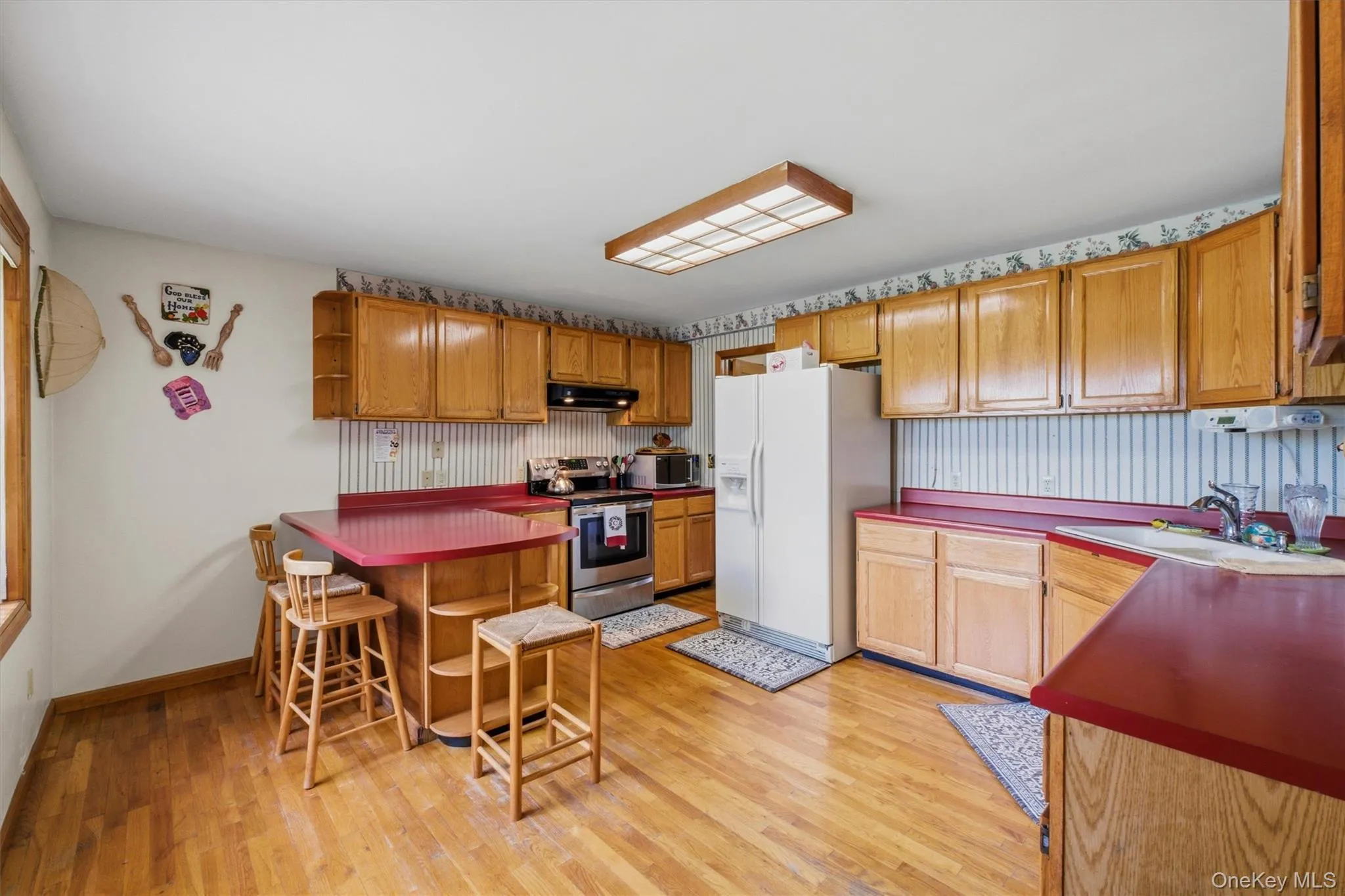 4 Chaucer Road, Hyde Park, NY, 3 Bedrooms Bedrooms, 9 Rooms Rooms,2 BathroomsBathrooms,Residential,For Rent,Chaucer,0,1041708 4 Chaucer Road, Hyde Park, NY, 3 Bedrooms Bedrooms, 9 Rooms Rooms,2 BathroomsBathrooms,Residential,For Rent,Chaucer,0,1041708