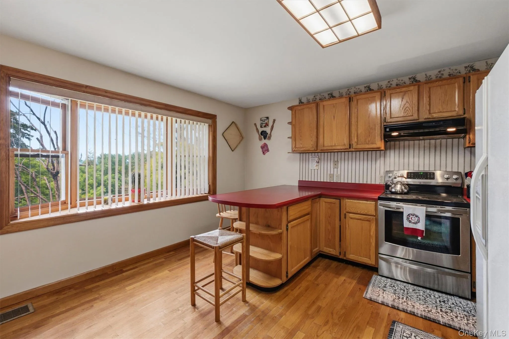 4 Chaucer Road, Hyde Park, NY, 3 Bedrooms Bedrooms, 9 Rooms Rooms,2 BathroomsBathrooms,Residential,For Rent,Chaucer,0,1041708 4 Chaucer Road, Hyde Park, NY, 3 Bedrooms Bedrooms, 9 Rooms Rooms,2 BathroomsBathrooms,Residential,For Rent,Chaucer,0,1041708