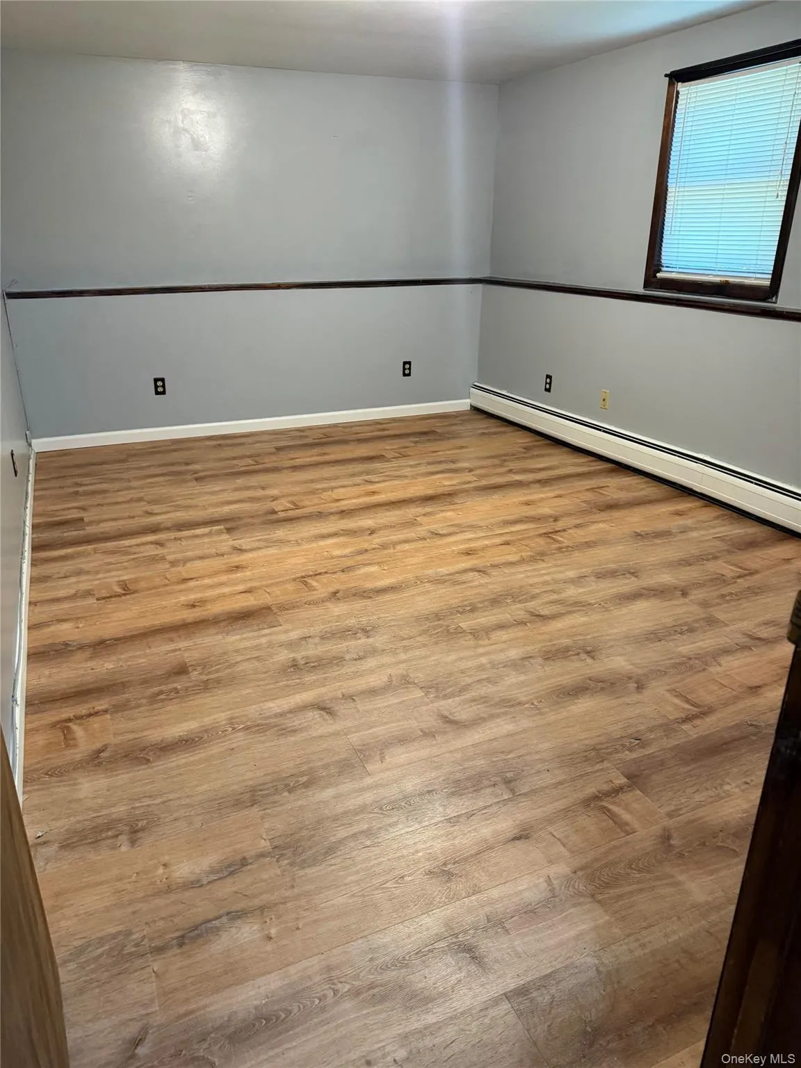 370 Oak Drive, New Windsor, NY, 1 Bedroom Bedrooms, 4 Rooms Rooms,1 BathroomBathrooms,Residential Lease,For Rent,Oak,0,1041709 370 Oak Drive, New Windsor, NY, 1 Bedroom Bedrooms, 4 Rooms Rooms,1 BathroomBathrooms,Residential Lease,For Rent,Oak,0,1041709