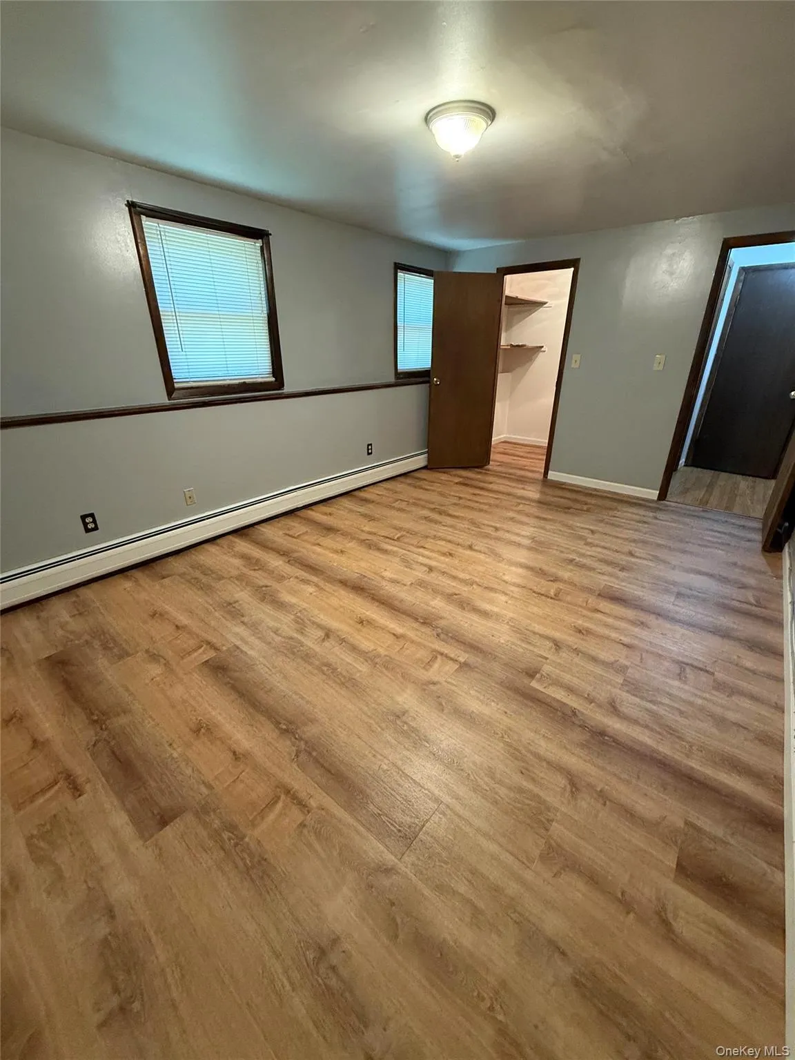 370 Oak Drive, New Windsor, NY, 1 Bedroom Bedrooms, 4 Rooms Rooms,1 BathroomBathrooms,Residential Lease,For Rent,Oak,0,1041709 370 Oak Drive, New Windsor, NY, 1 Bedroom Bedrooms, 4 Rooms Rooms,1 BathroomBathrooms,Residential Lease,For Rent,Oak,0,1041709