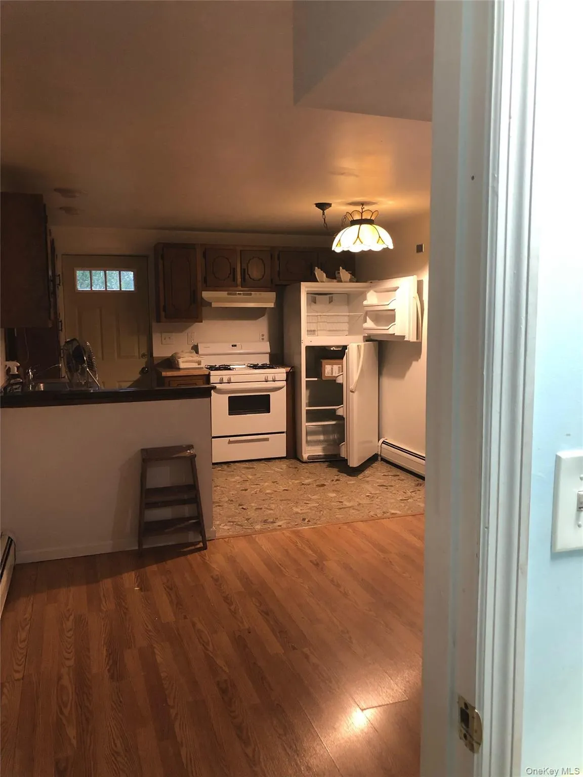 370 Oak Drive, New Windsor, NY, 1 Bedroom Bedrooms, 4 Rooms Rooms,1 BathroomBathrooms,Residential Lease,For Rent,Oak,0,1041709 370 Oak Drive, New Windsor, NY, 1 Bedroom Bedrooms, 4 Rooms Rooms,1 BathroomBathrooms,Residential Lease,For Rent,Oak,0,1041709