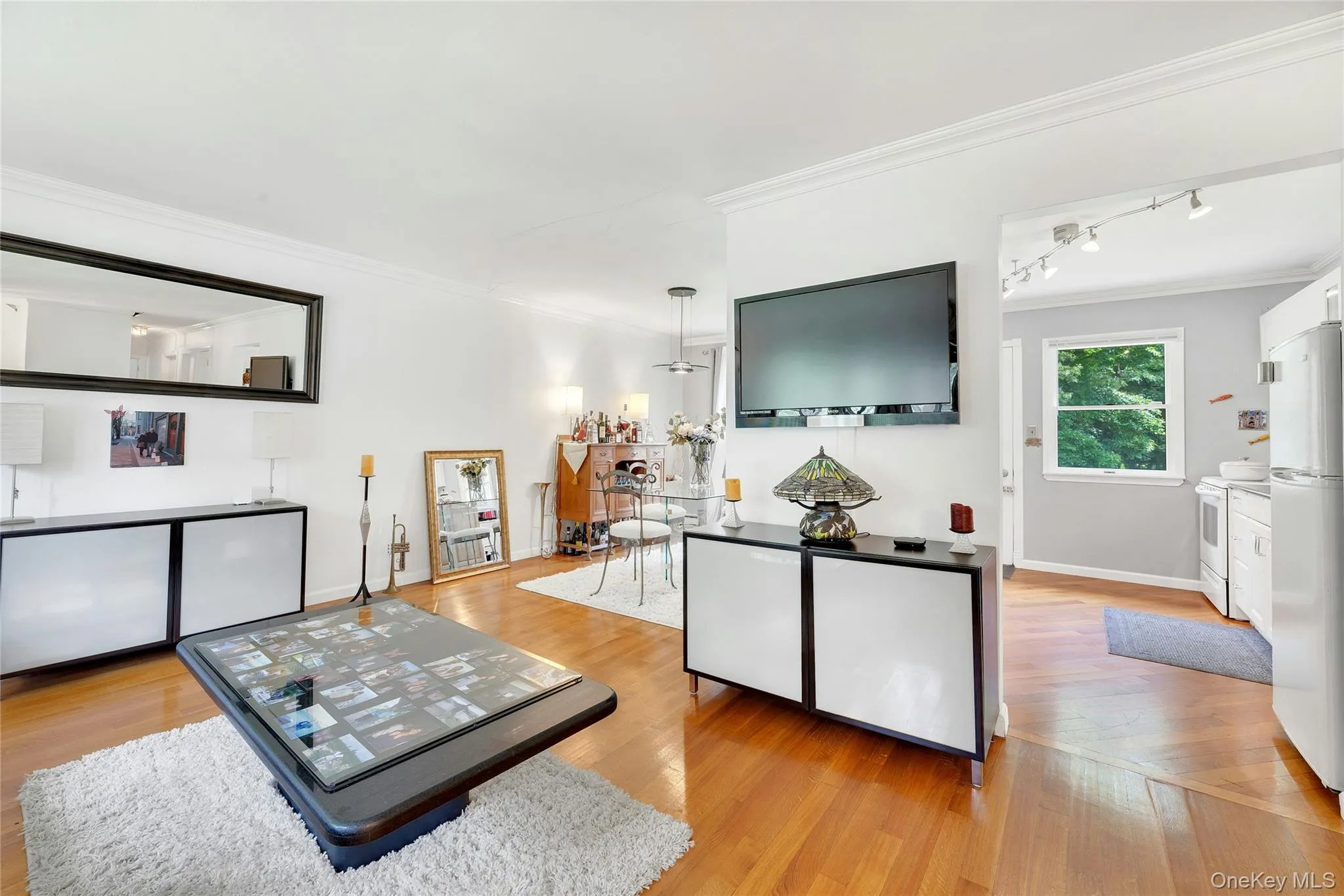 530 Boxwood Drive, Brookhaven, NY, 5 Bedrooms Bedrooms, 13 Rooms Rooms,2 BathroomsBathrooms,Residential,For Rent,Boxwood,0,1041711 530 Boxwood Drive, Brookhaven, NY, 5 Bedrooms Bedrooms, 13 Rooms Rooms,2 BathroomsBathrooms,Residential,For Rent,Boxwood,0,1041711