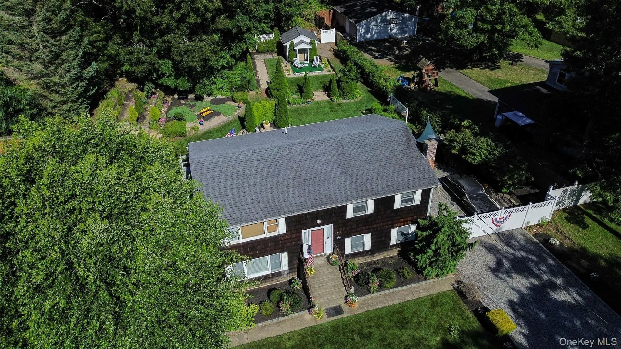 530 Boxwood Drive, Brookhaven, NY, 5 Bedrooms Bedrooms, 13 Rooms Rooms,2 BathroomsBathrooms,Residential,For Rent,Boxwood,0,1041711 530 Boxwood Drive, Brookhaven, NY, 5 Bedrooms Bedrooms, 13 Rooms Rooms,2 BathroomsBathrooms,Residential,For Rent,Boxwood,0,1041711