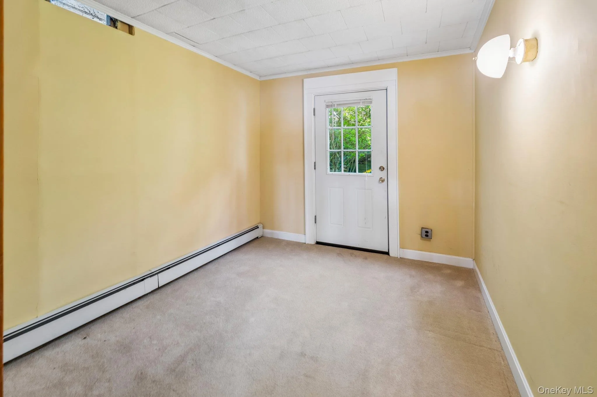 75-25 West Shore Road, North Hempstead, NY, 2 Bedrooms Bedrooms, 4 Rooms Rooms,1 BathroomBathrooms,Residential,For Rent,West Shore,0,1041716 75-25 West Shore Road, North Hempstead, NY, 2 Bedrooms Bedrooms, 4 Rooms Rooms,1 BathroomBathrooms,Residential,For Rent,West Shore,0,1041716