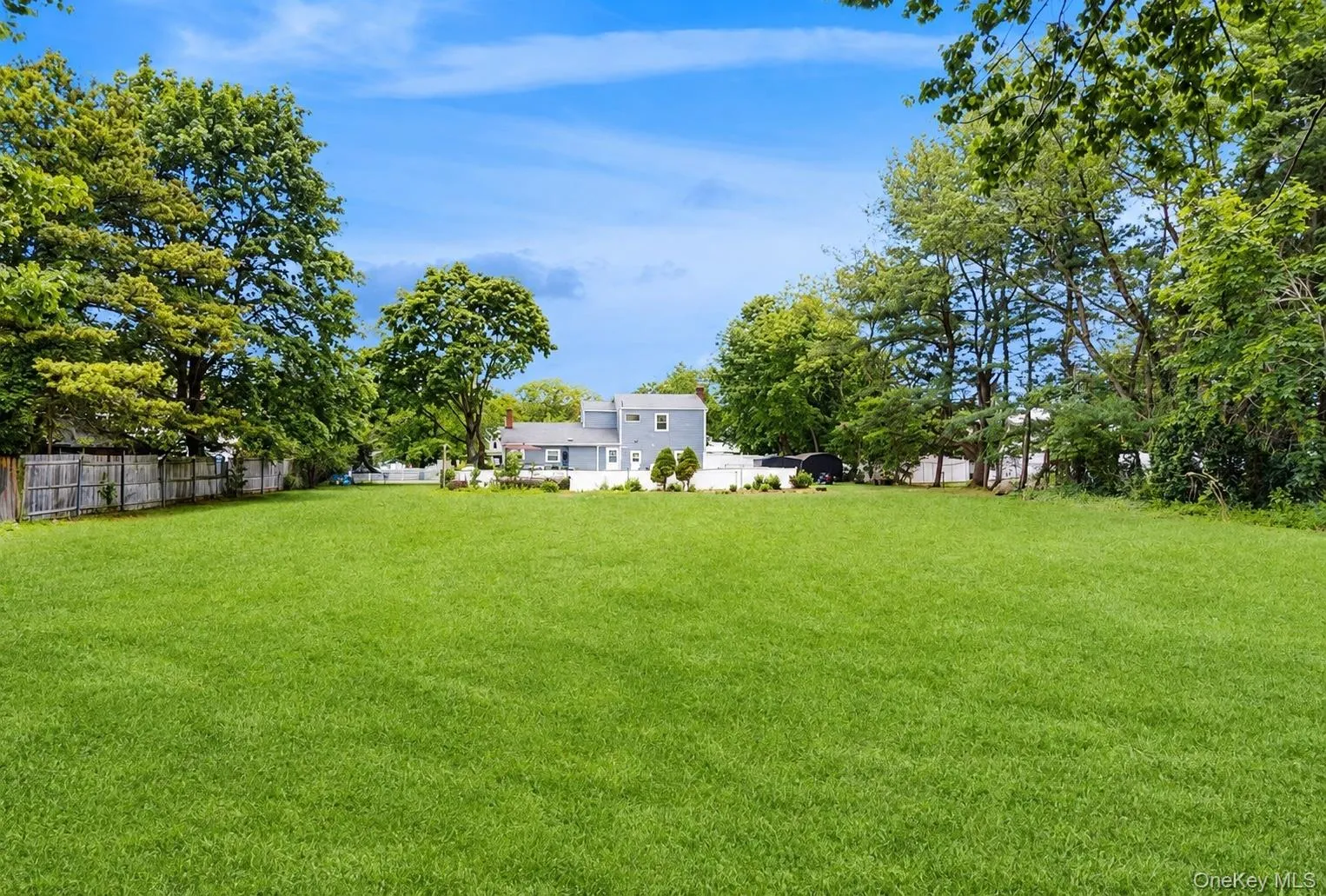 25 Charter Avenue, Huntington, NY, 4 Bedrooms Bedrooms, 9 Rooms Rooms,2 BathroomsBathrooms,Residential,For Rent,Charter,0,1041718 25 Charter Avenue, Huntington, NY, 4 Bedrooms Bedrooms, 9 Rooms Rooms,2 BathroomsBathrooms,Residential,For Rent,Charter,0,1041718