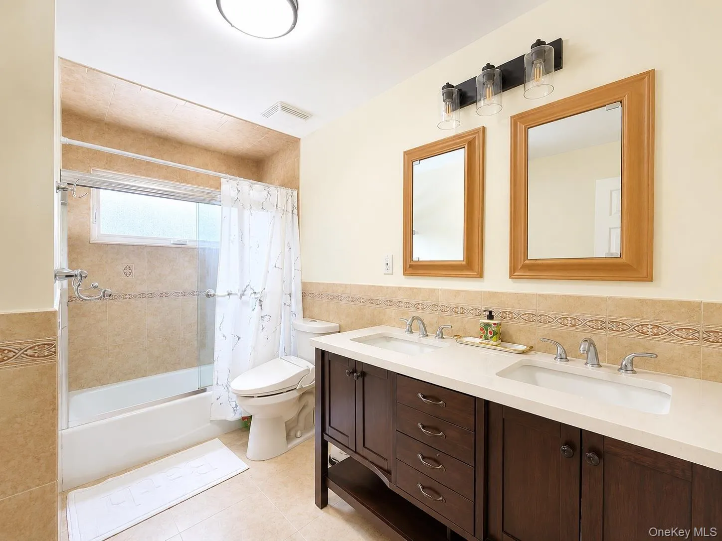 25 Charter Avenue, Huntington, NY, 4 Bedrooms Bedrooms, 9 Rooms Rooms,2 BathroomsBathrooms,Residential,For Rent,Charter,0,1041718 25 Charter Avenue, Huntington, NY, 4 Bedrooms Bedrooms, 9 Rooms Rooms,2 BathroomsBathrooms,Residential,For Rent,Charter,0,1041718