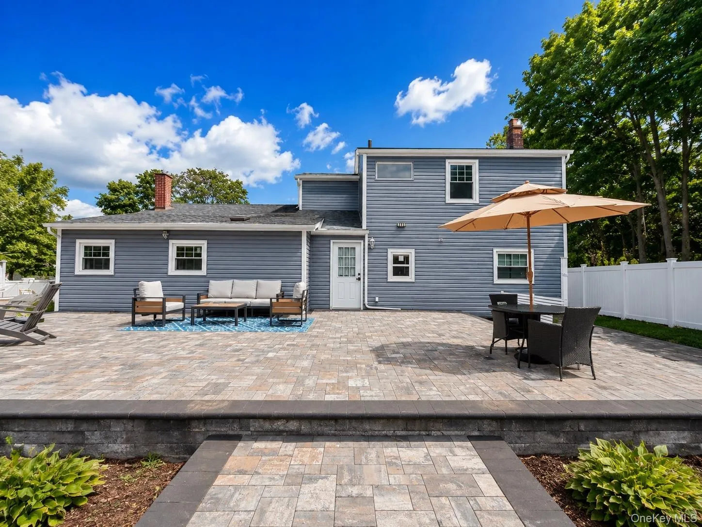 25 Charter Avenue, Huntington, NY, 4 Bedrooms Bedrooms, 9 Rooms Rooms,2 BathroomsBathrooms,Residential,For Rent,Charter,0,1041718 25 Charter Avenue, Huntington, NY, 4 Bedrooms Bedrooms, 9 Rooms Rooms,2 BathroomsBathrooms,Residential,For Rent,Charter,0,1041718