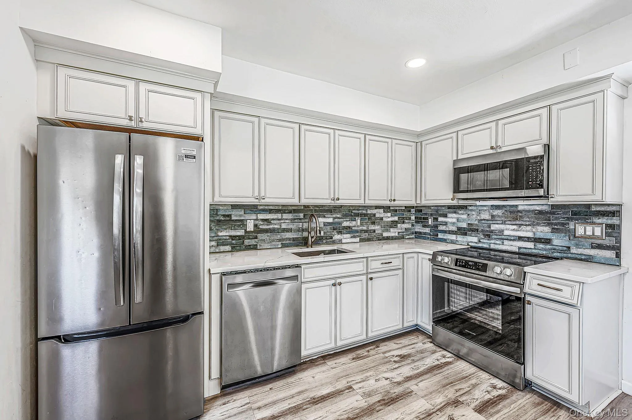 4 Sunny Road, Smithtown, NY, 3 Bedrooms Bedrooms, 6 Rooms Rooms,1 BathroomBathrooms,Residential,For Rent,Sunny,0,1041719 4 Sunny Road, Smithtown, NY, 3 Bedrooms Bedrooms, 6 Rooms Rooms,1 BathroomBathrooms,Residential,For Rent,Sunny,0,1041719