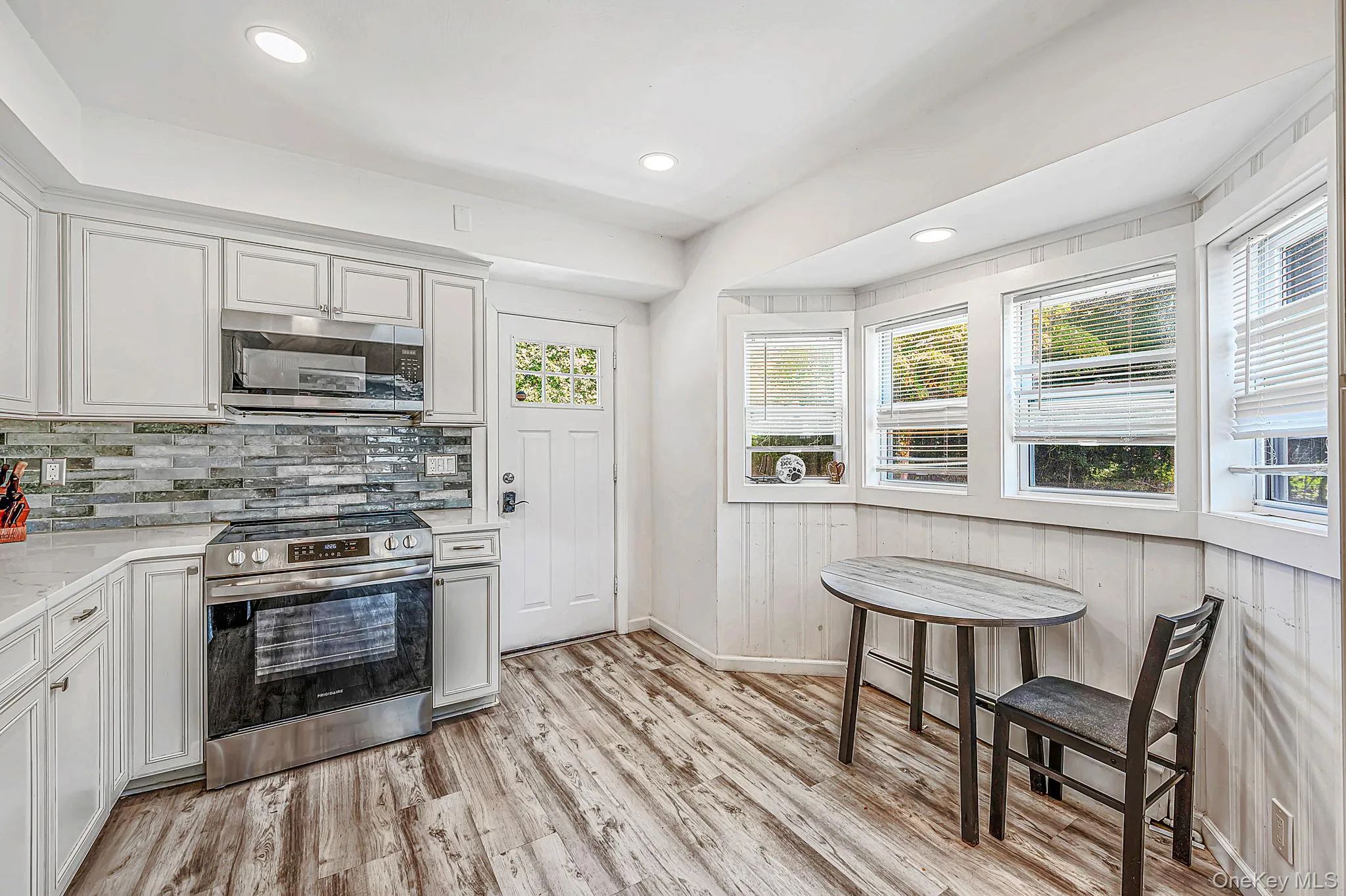 4 Sunny Road, Smithtown, NY, 3 Bedrooms Bedrooms, 6 Rooms Rooms,1 BathroomBathrooms,Residential,For Rent,Sunny,0,1041719 4 Sunny Road, Smithtown, NY, 3 Bedrooms Bedrooms, 6 Rooms Rooms,1 BathroomBathrooms,Residential,For Rent,Sunny,0,1041719