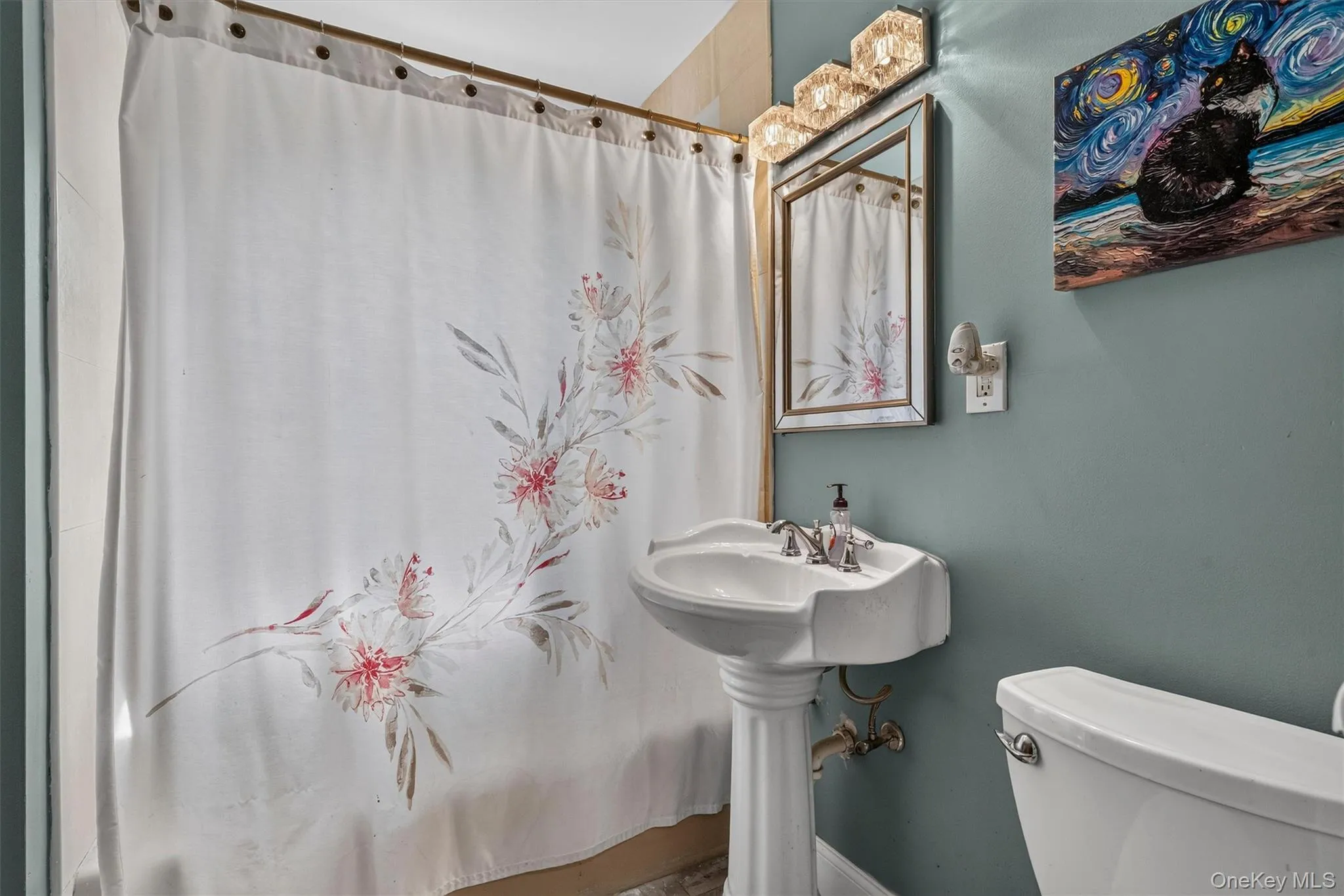 Upstairs full bath #2 Upstairs full bath #2