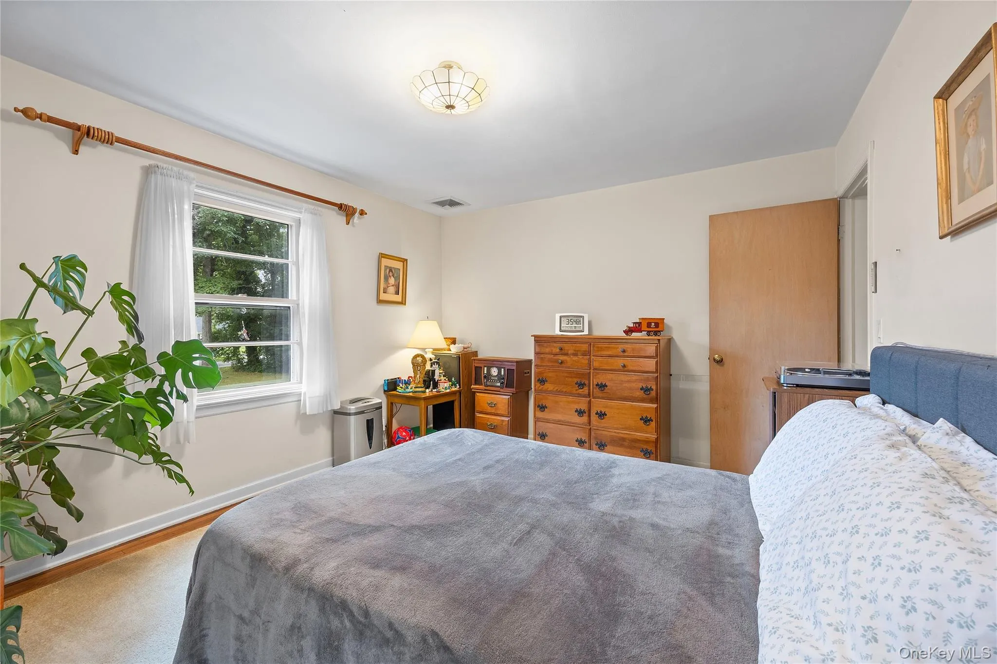 99 Warner Road, Huntington, NY, 4 Bedrooms Bedrooms, 6 Rooms Rooms,2 BathroomsBathrooms,Residential,For Rent,Warner,0,1041730 99 Warner Road, Huntington, NY, 4 Bedrooms Bedrooms, 6 Rooms Rooms,2 BathroomsBathrooms,Residential,For Rent,Warner,0,1041730