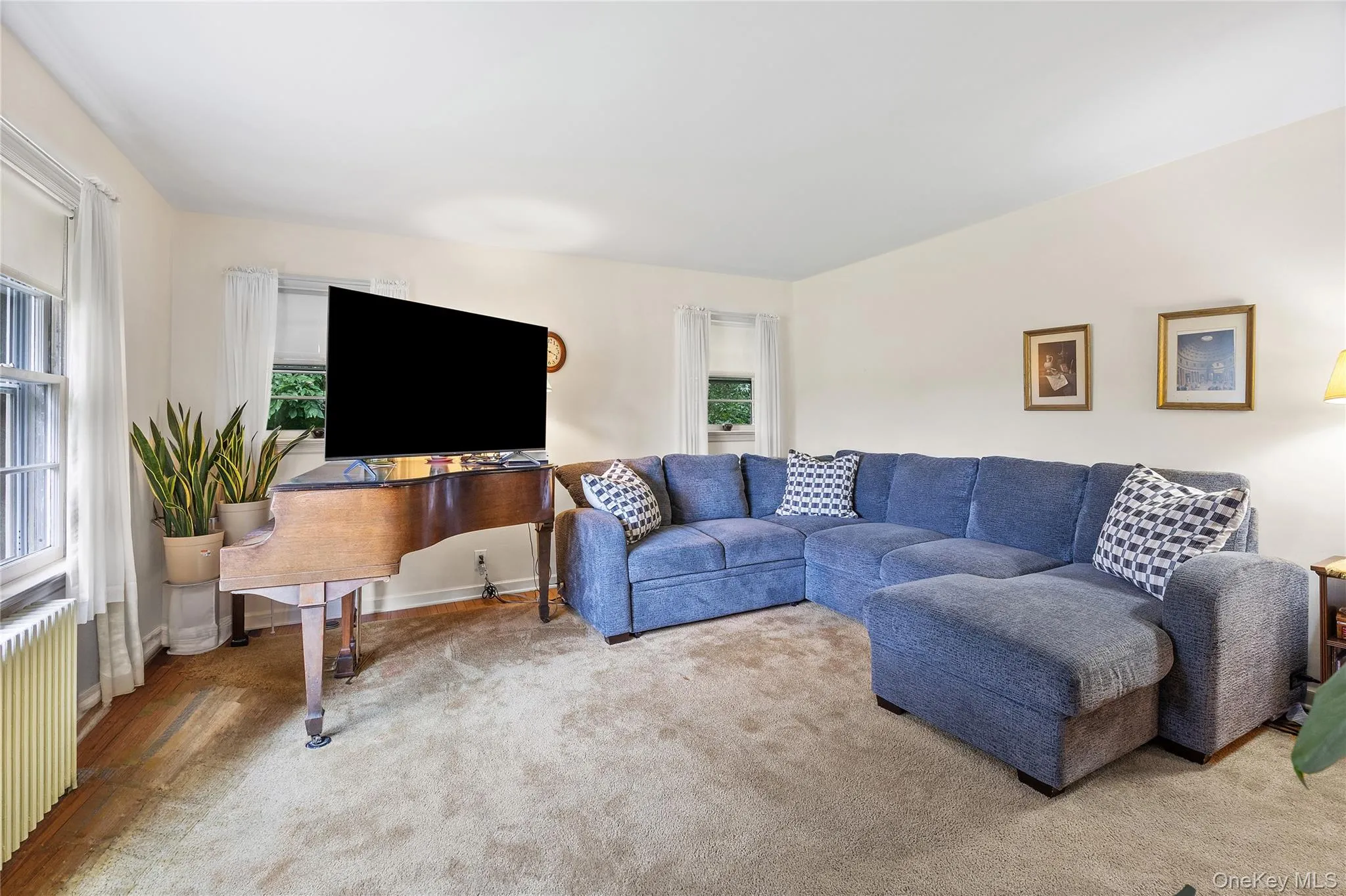 99 Warner Road, Huntington, NY, 4 Bedrooms Bedrooms, 6 Rooms Rooms,2 BathroomsBathrooms,Residential,For Rent,Warner,0,1041730 99 Warner Road, Huntington, NY, 4 Bedrooms Bedrooms, 6 Rooms Rooms,2 BathroomsBathrooms,Residential,For Rent,Warner,0,1041730
